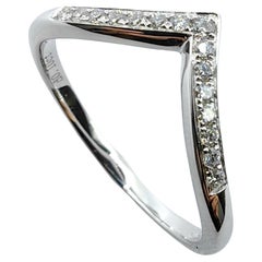 Round Brilliant Cut Pavé Diamond Chevron Stackable Band Ring in 18K White Gold