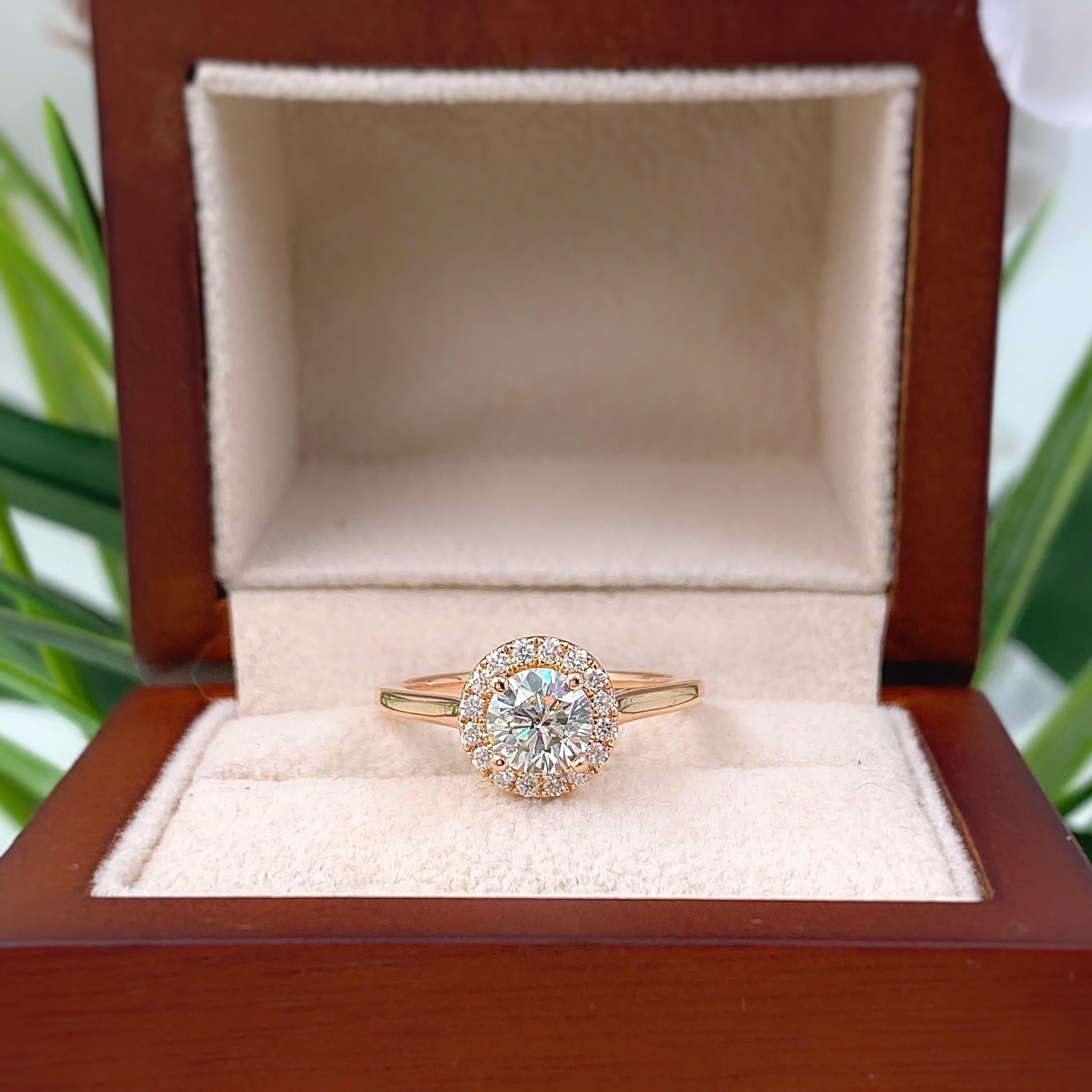 Bague en or rose 14 carats avec diamants ronds brillants de 1,07 carat et halo de diamants certifiés GIA en vente 6