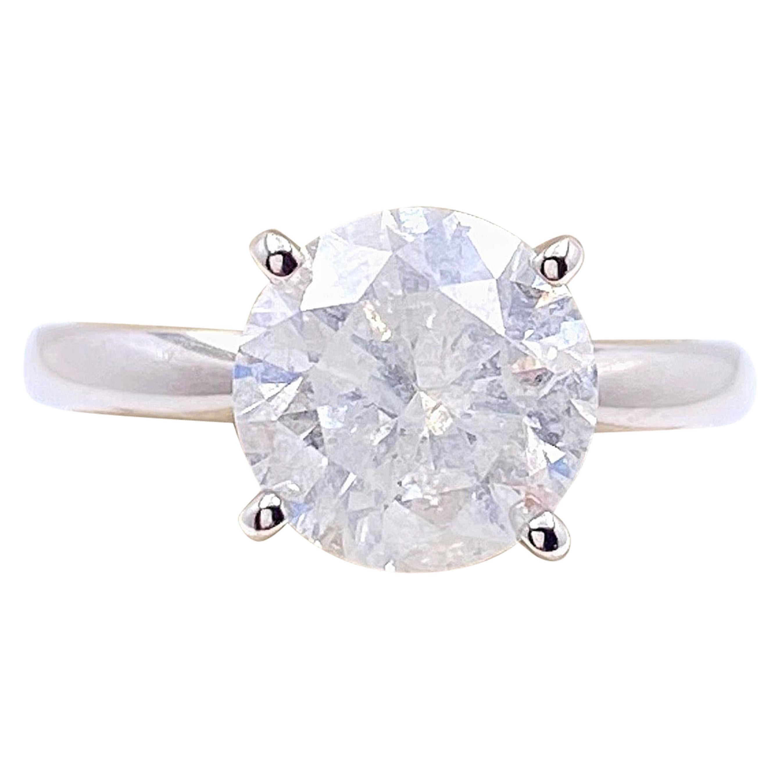 Round Brilliant Diamond 2.00 Carat Solitaire Engagement Ring 14 Karat White Gold For Sale