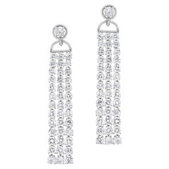 Boucles d'oreilles chandelier en platine et diamants brilliants ronds