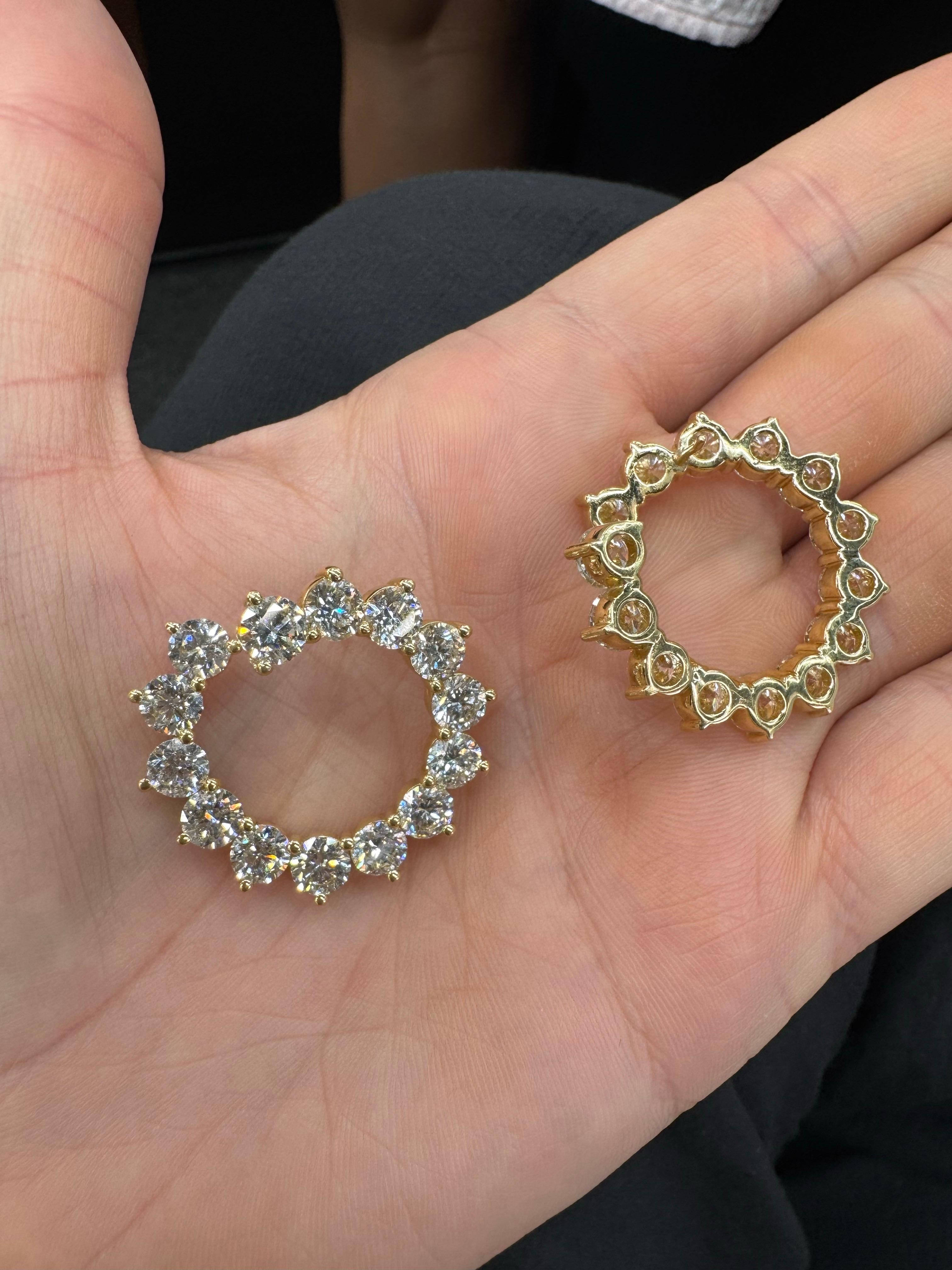 Contemporaneo Orecchini circolari con diamanti tondi e brillanti 13,26 carati Oro giallo 18 carati in vendita