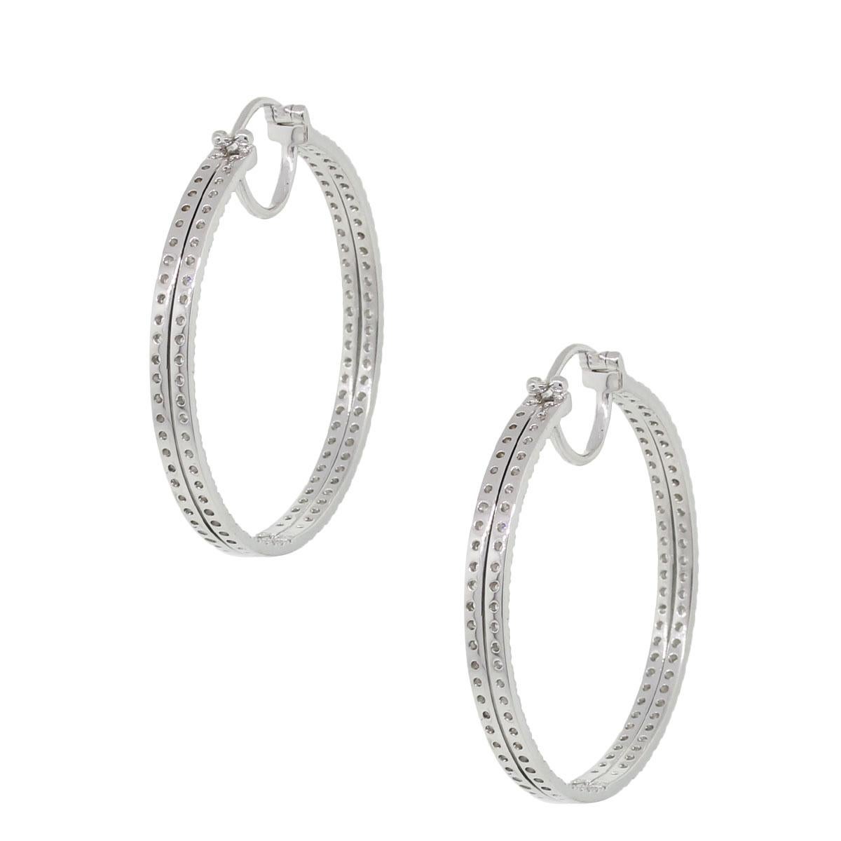 Round Brilliant Diamond Double Row Inside Out Hoop Earrings In New Condition In Boca Raton, FL