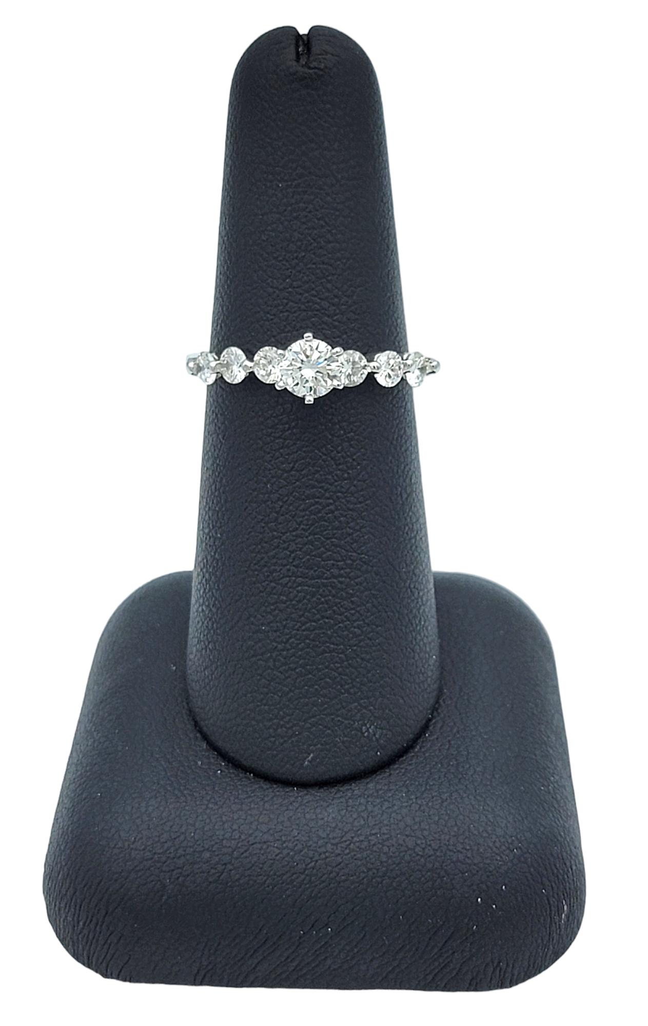 Round Brilliant Diamond Engagement Ring Set in 14 Karat White Gold, E-F / VS1 For Sale 3