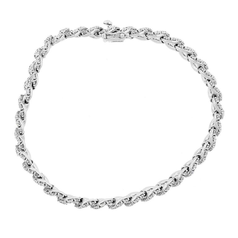 Round Brilliant Diamond Interlocking Ring Bracelet For Sale at 1stDibs