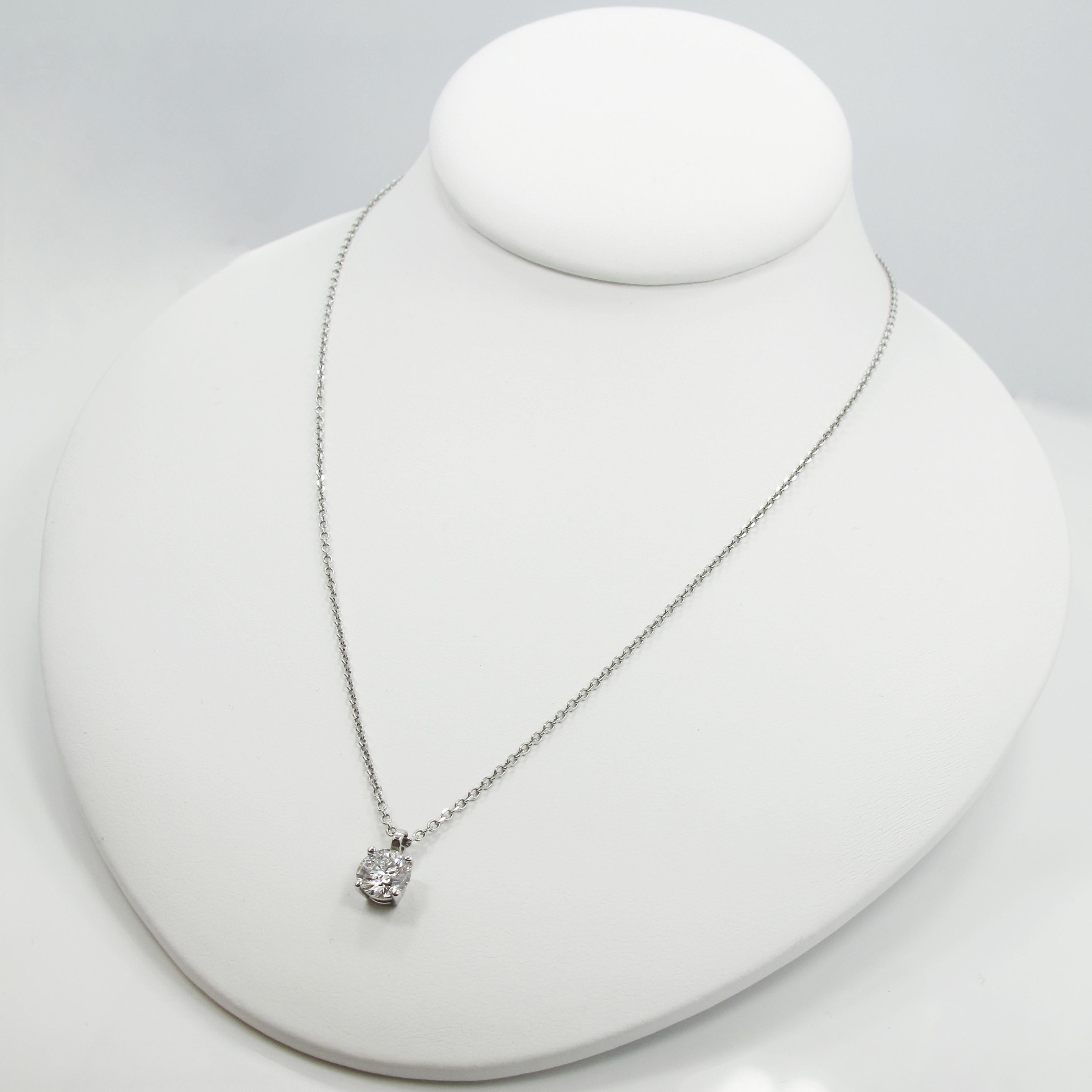 Round Brilliant Diamond Pendant Necklace For Sale 1