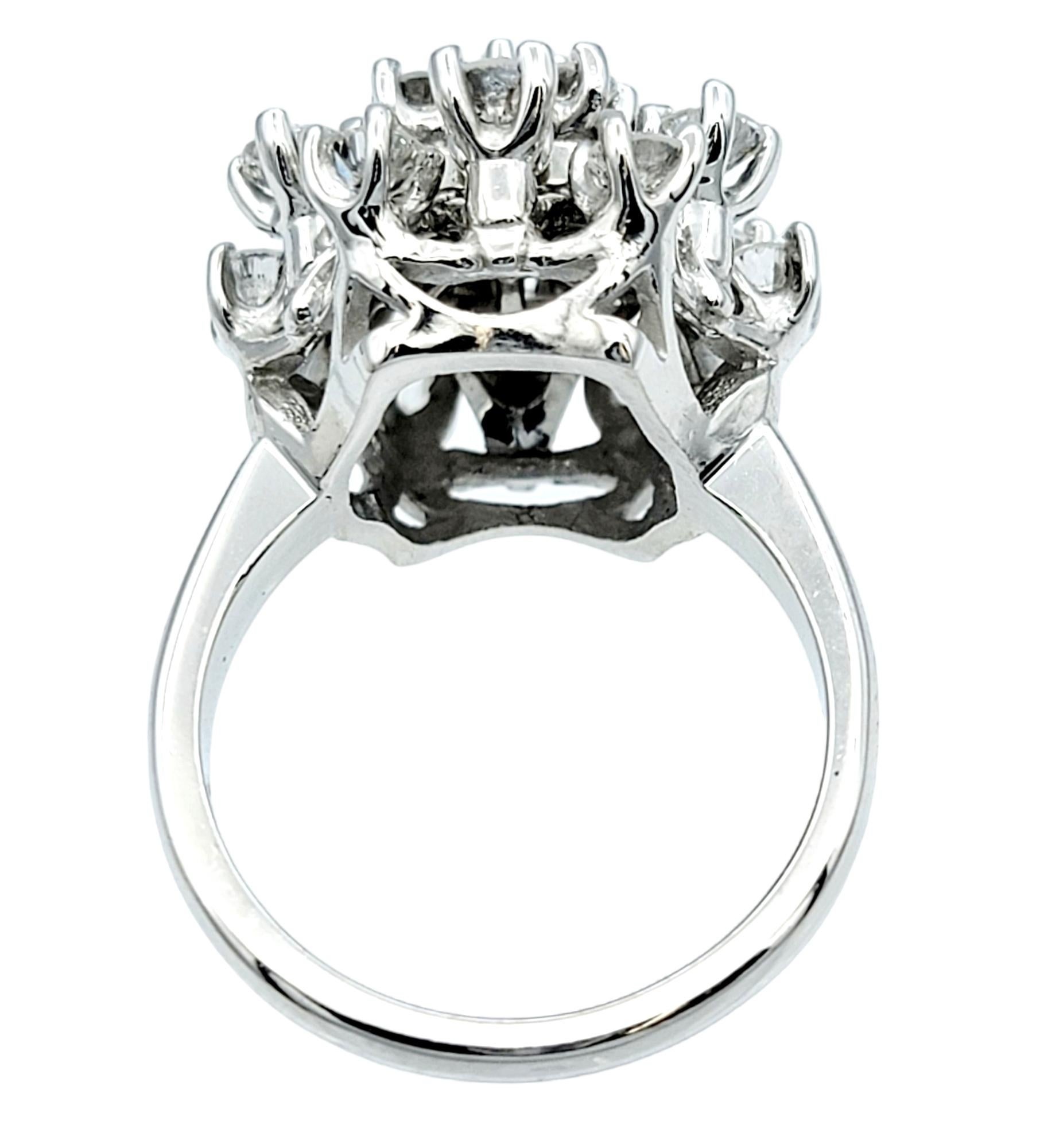 De las mujeres Anillo de diamantes brillantes redondos apilados en cúpula, oro blanco de 14 quilates, E-F / VS en venta