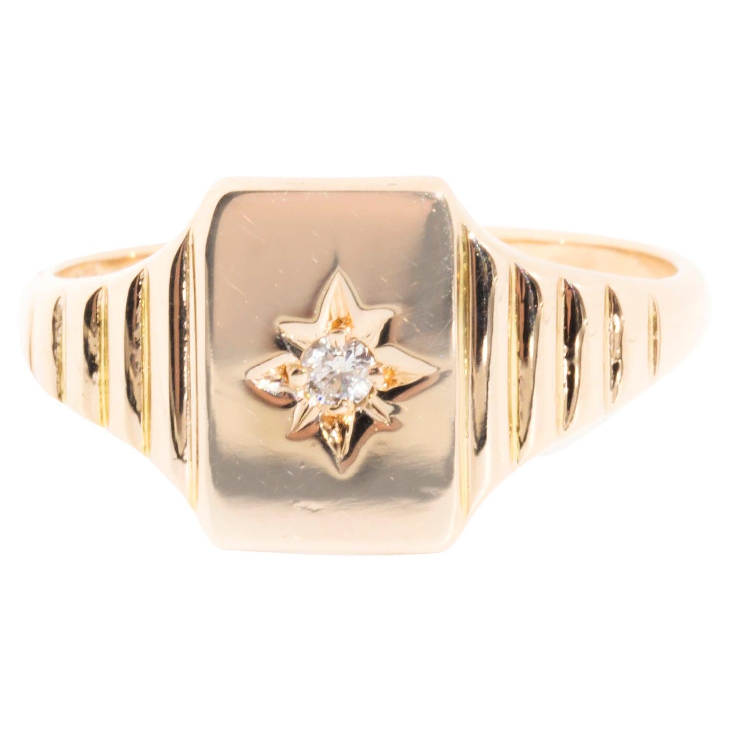 Round Brilliant Diamond Star Set Vintage Men's Signet Ring 9 Carat Yellow Gold