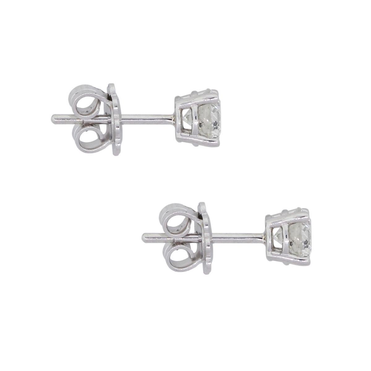 Material: 14k white gold
Diamond Details: Approximately 1.41ctw of round brilliant diamonds. Diamonds are G/H in color and SI3 in clarity.
Measurements: 0.60″ x 0.22″ x 0.22″
Earring Backs: Post friction
Total Weight :2.1g (1.4dwt)
Additional