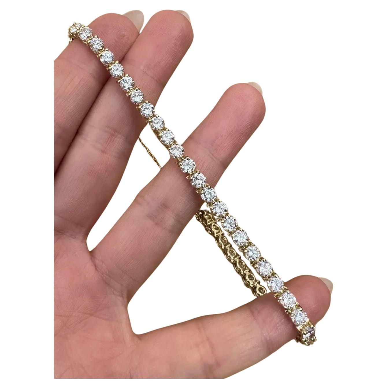Rundes Brillant-Diamant-Tennisarmband 9,00 Karat Gesamt in 18k Gelbgold im Angebot