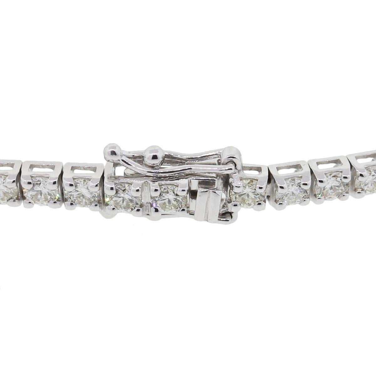 Round Brilliant Diamond Tennis Bracelet In Excellent Condition In Boca Raton, FL