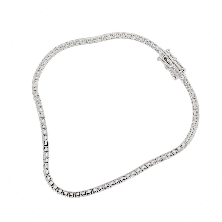 Round Brilliant Diamond Thin Tennis Bracelet For Sale (Free Shipping