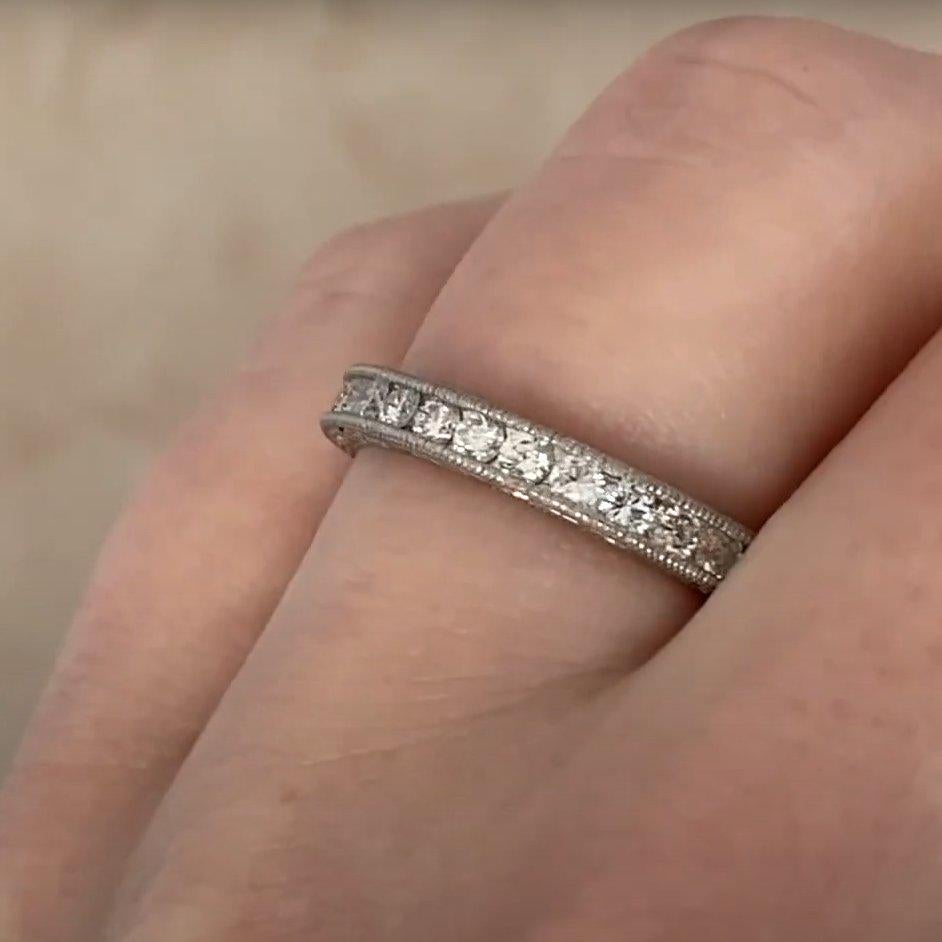 Alliance en platine avec diamants ronds et brillants (environ 0,6 carat) Unisexe en vente