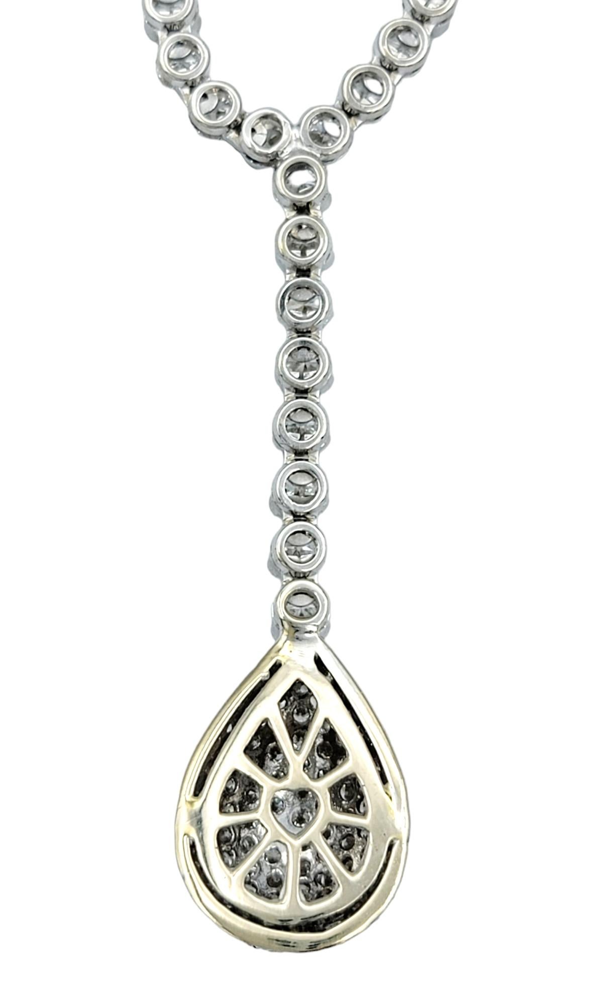 Round Brilliant Pavé Diamond Teardrop Lariat Necklace in 18 Karat White Gold For Sale 1