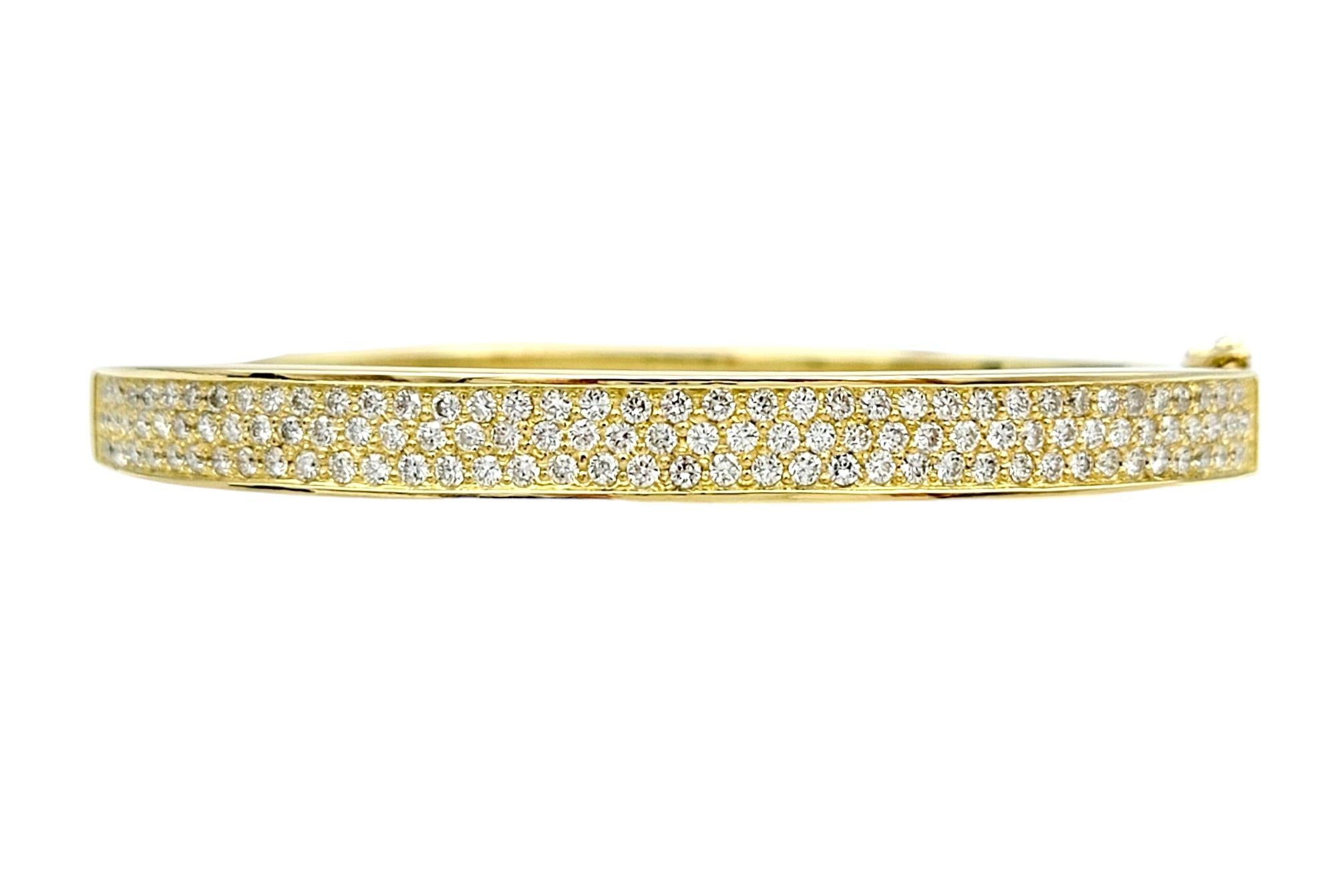 Contemporary Round Brilliant Pavé Set Diamond Hinged Bangle Bracelet in 18 Karat Yellow Gold For Sale