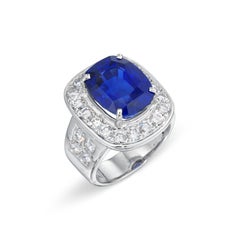 Round Brilliant Statement Royal Blue Sapphire 14K White Gold Elegant Sparkle