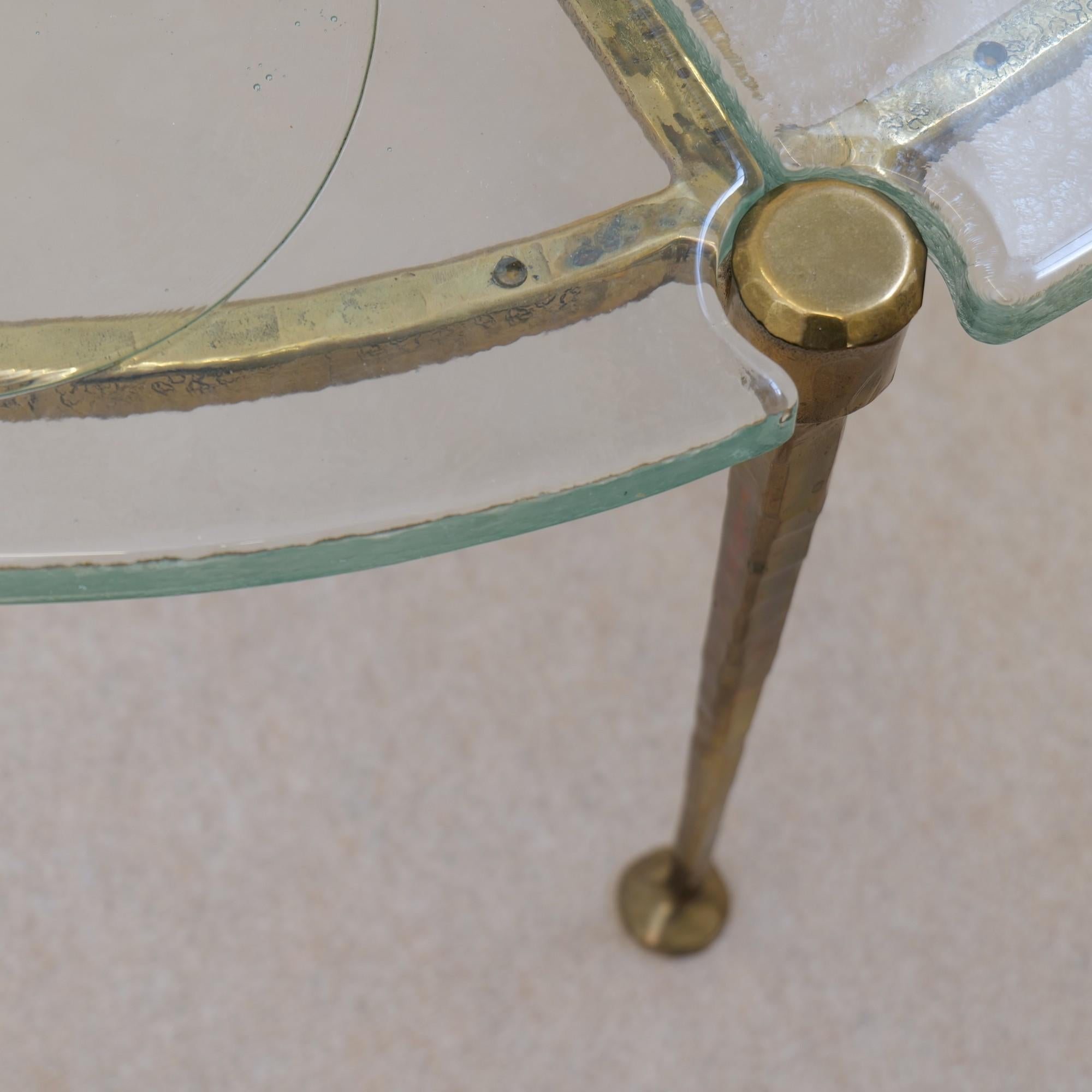 Table basse ronde en verre bronze de Lothar Klute en vente 5