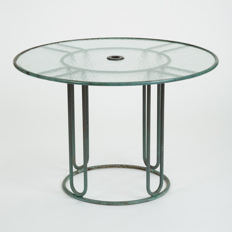 Walter Lamb For Brown Jordan Round Bronze Patio Umbrella Dining Table At 1stdibs