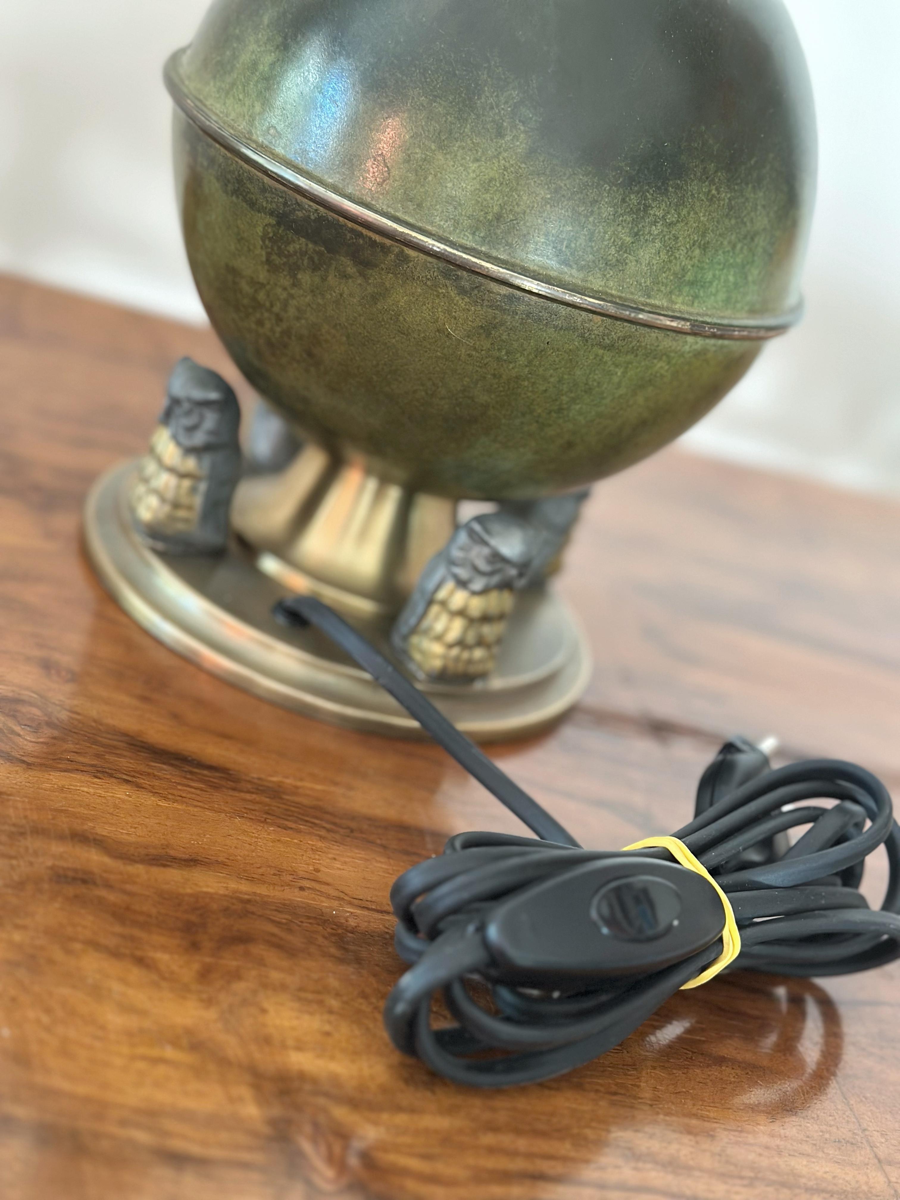 Round Bronze Table Lamp, 1930s Swedish Art Deco For Sale 5