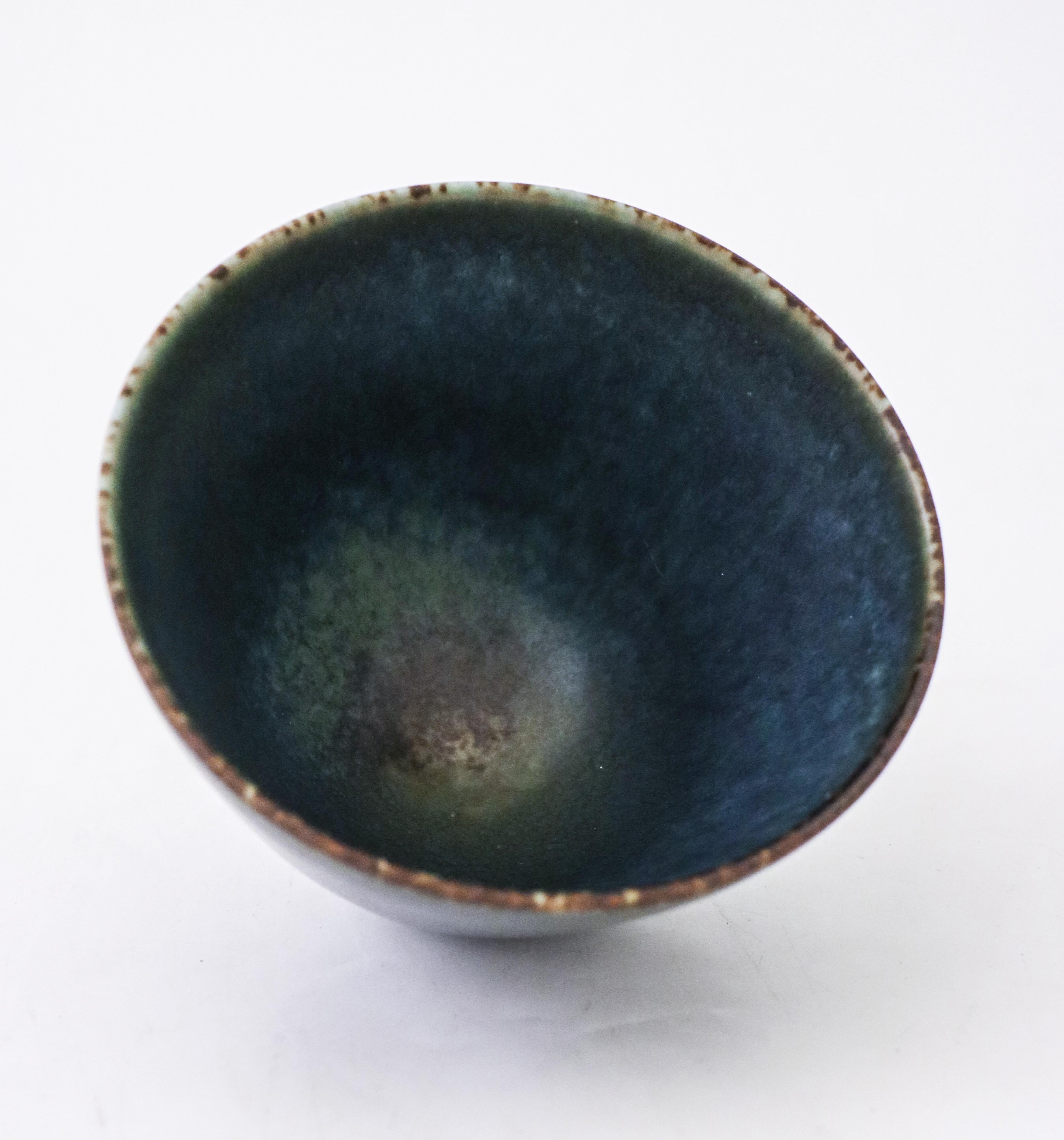 Glazed Round Brown Ceramic Bowl - Gunnar Nylund - Rörstrand - Mid-20th Century