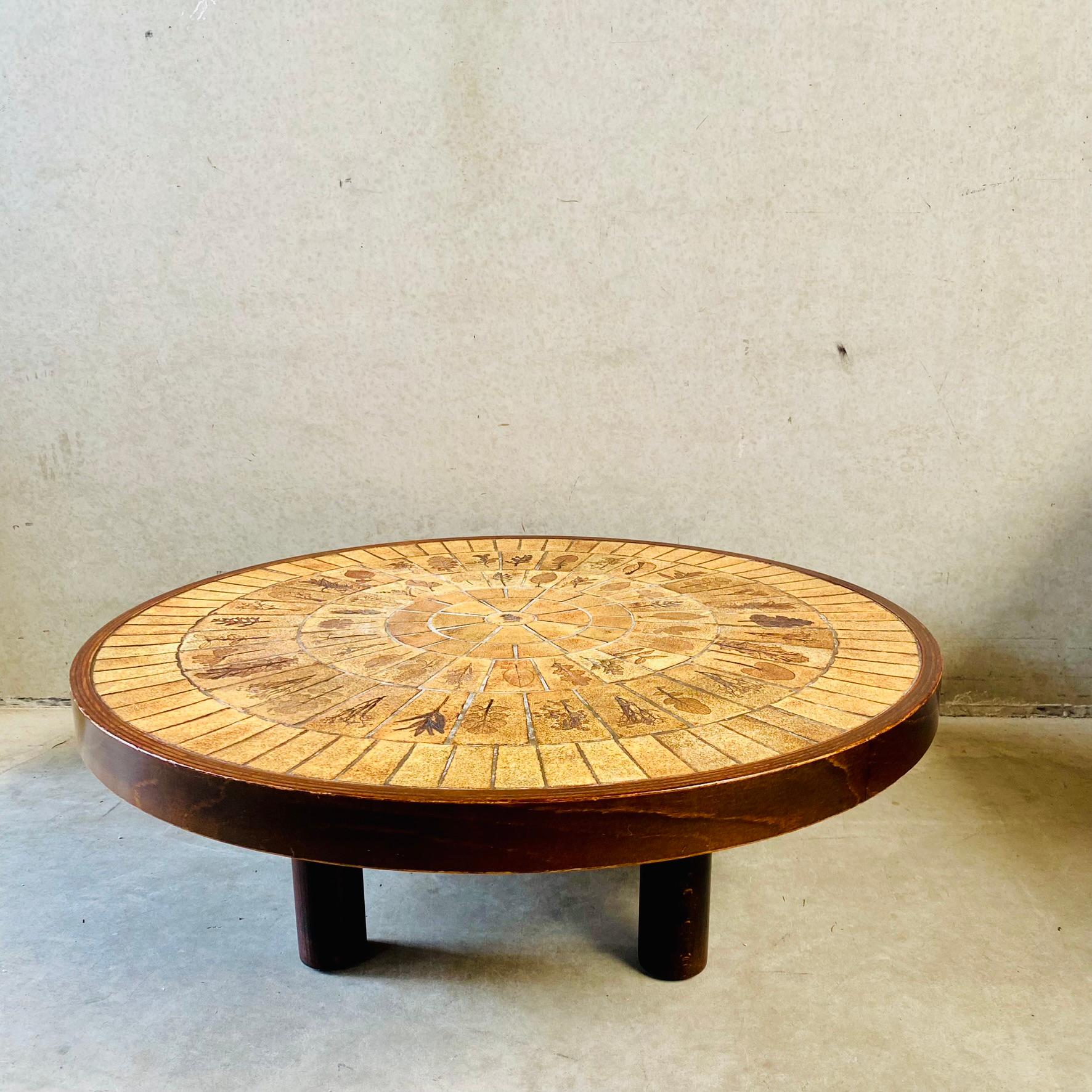 Round Brutalist Ceramic Coffee Table by Roger Capron, France 1960 For Sale 10