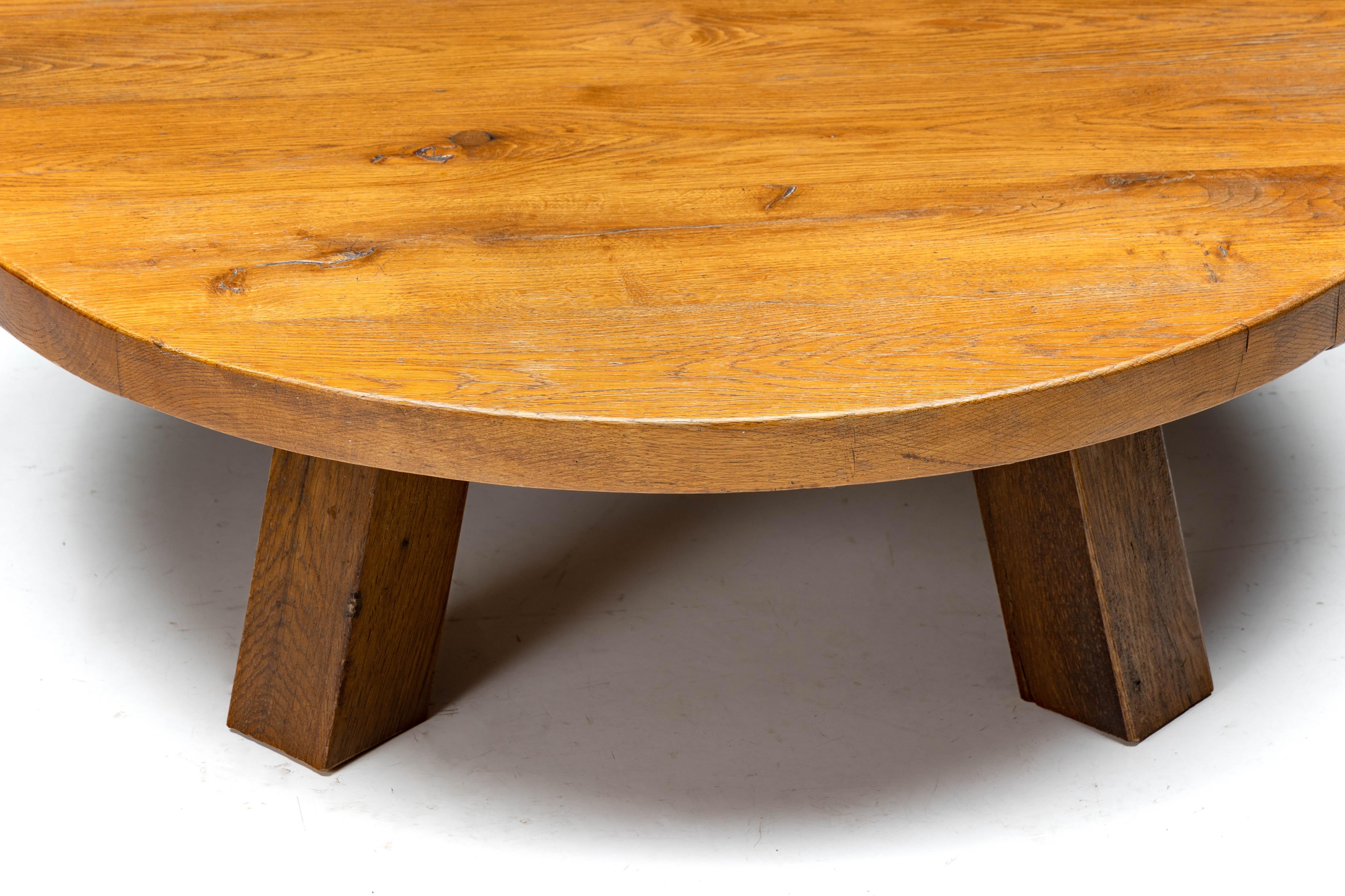 Round Brutalist Coffee Table, France, 1950s For Sale 3