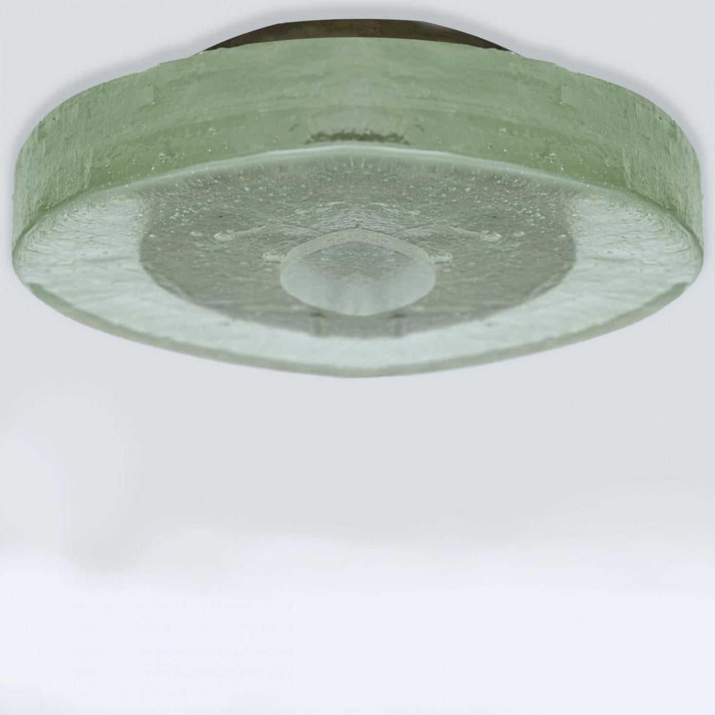 Monture encastrée ronde Bulls Eye en verre de glace épais et acier inoxydable en vente 3