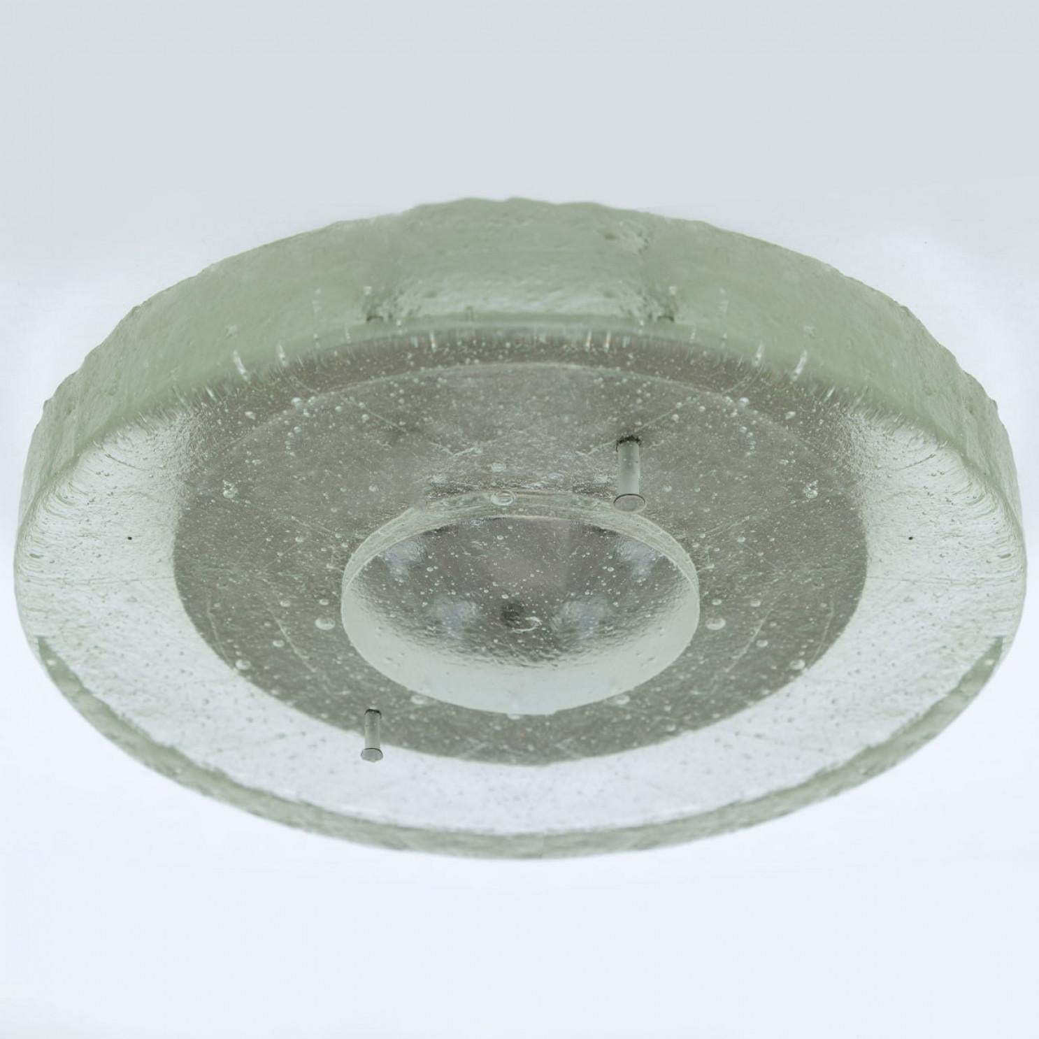 Monture encastrée ronde Bulls Eye en verre de glace épais et acier inoxydable Excellent état - En vente à Rijssen, NL