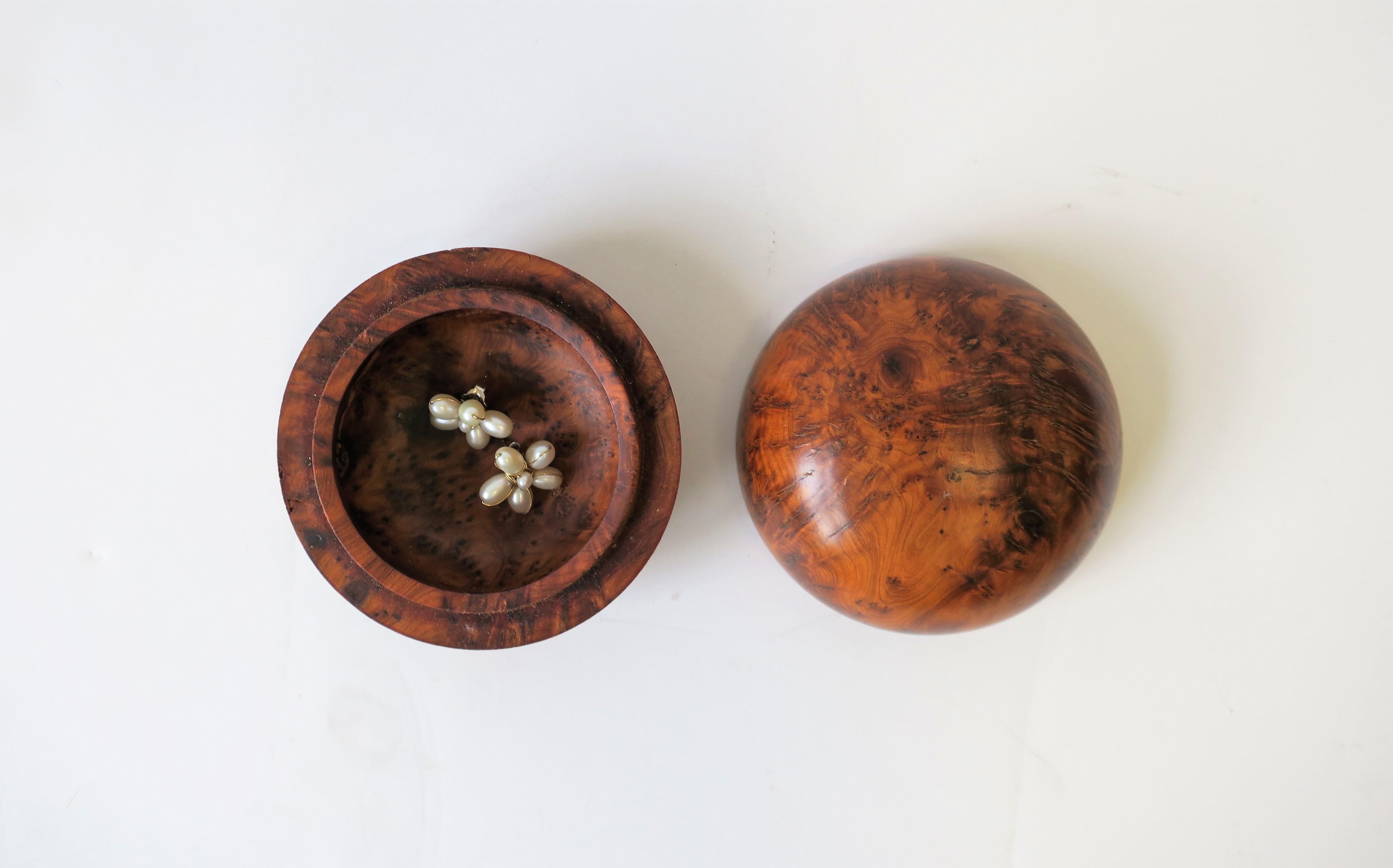 Minimalist Burl Wood Trinket or Jewelry Box For Sale