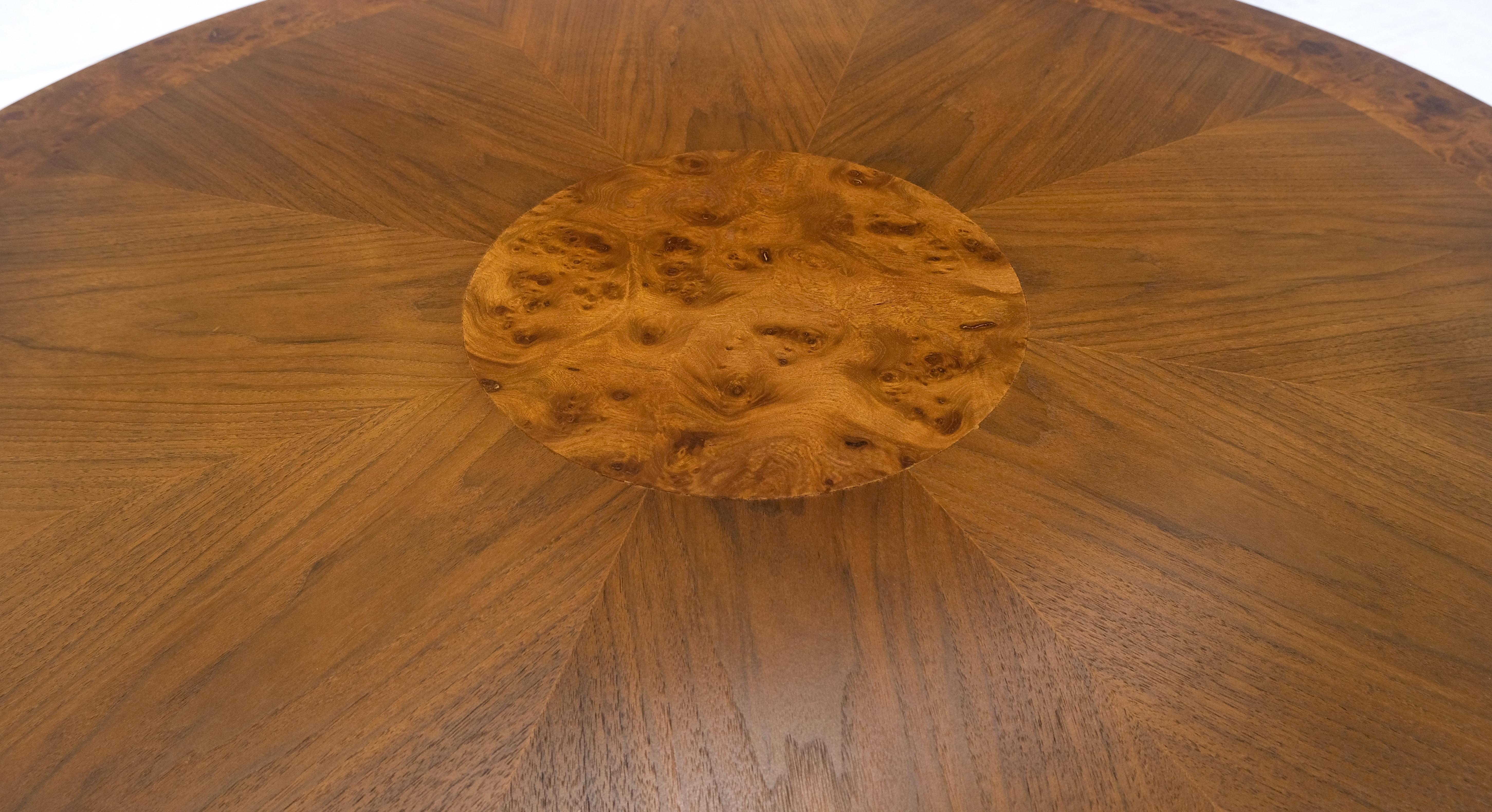 Round Burl Wood Adjustable Height Single Pedestal Base Dining-Coffee Table MINT! (Moderne der Mitte des Jahrhunderts) im Angebot