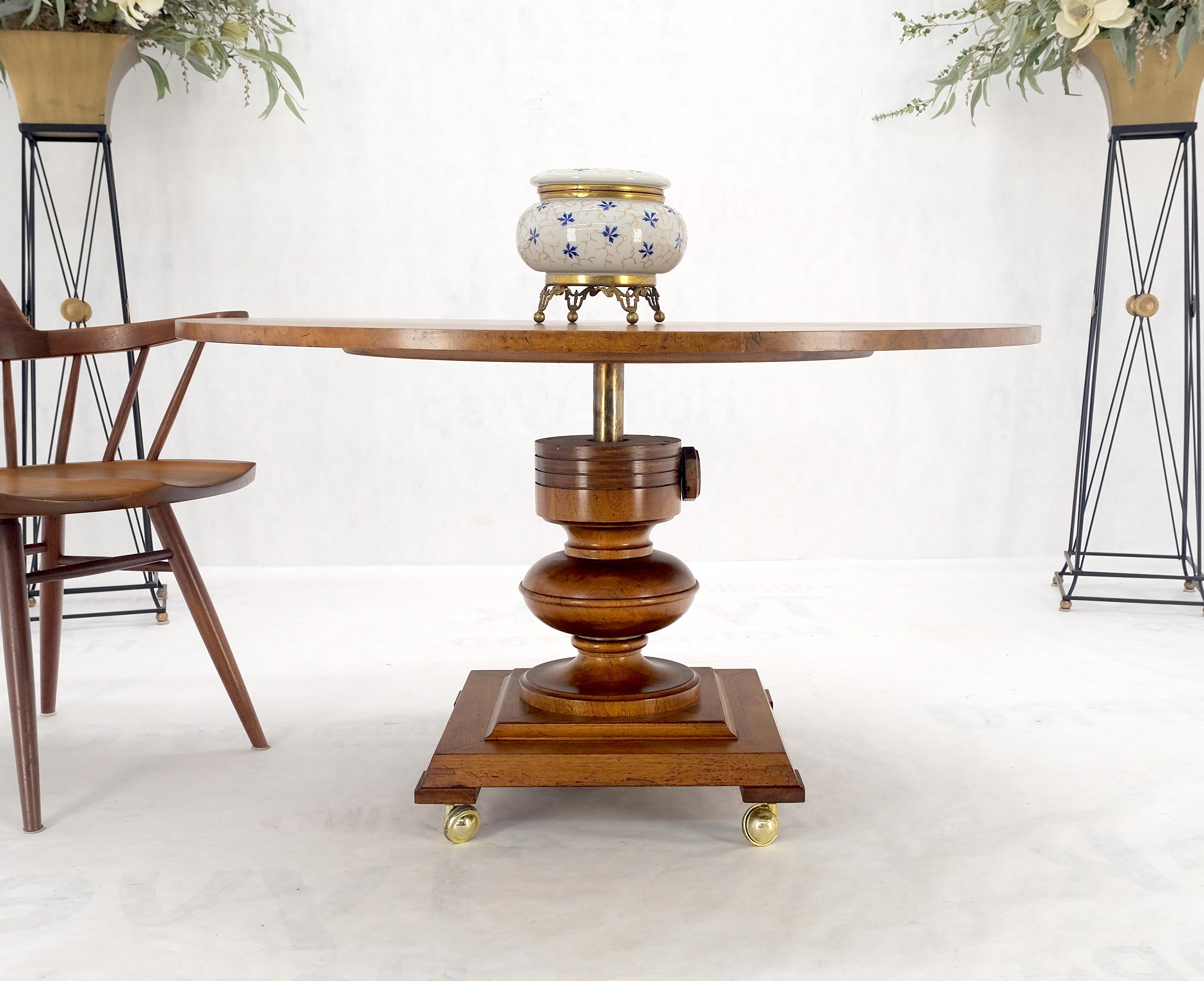 Round Burl Wood Adjustable Height Single Pedestal Base Dining-Coffee Table MINT! (amerikanisch) im Angebot