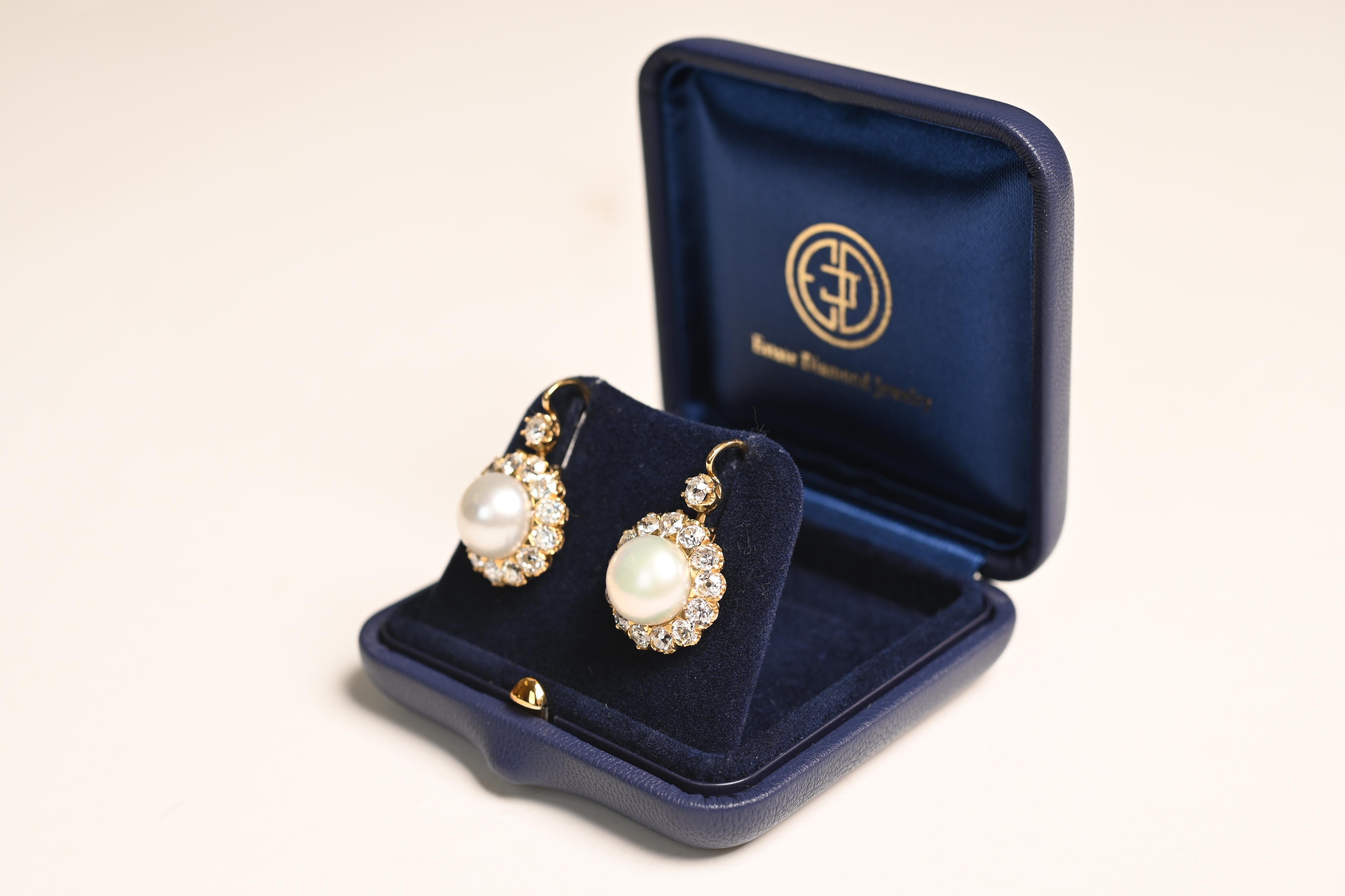 Art Deco Round Button Natural Saltwater Pearl Earrings, Diamond Cluster, 18k Yellow Gold For Sale