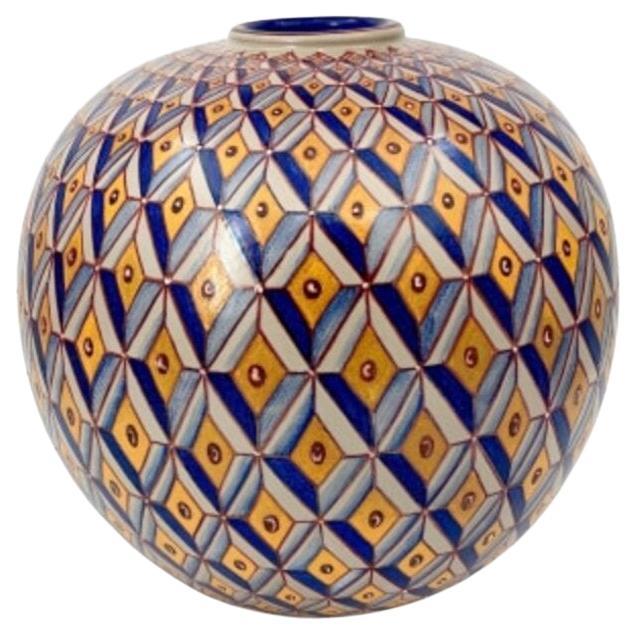 Vase byzantin rond d'Ivana et Saura Vignoli en vente