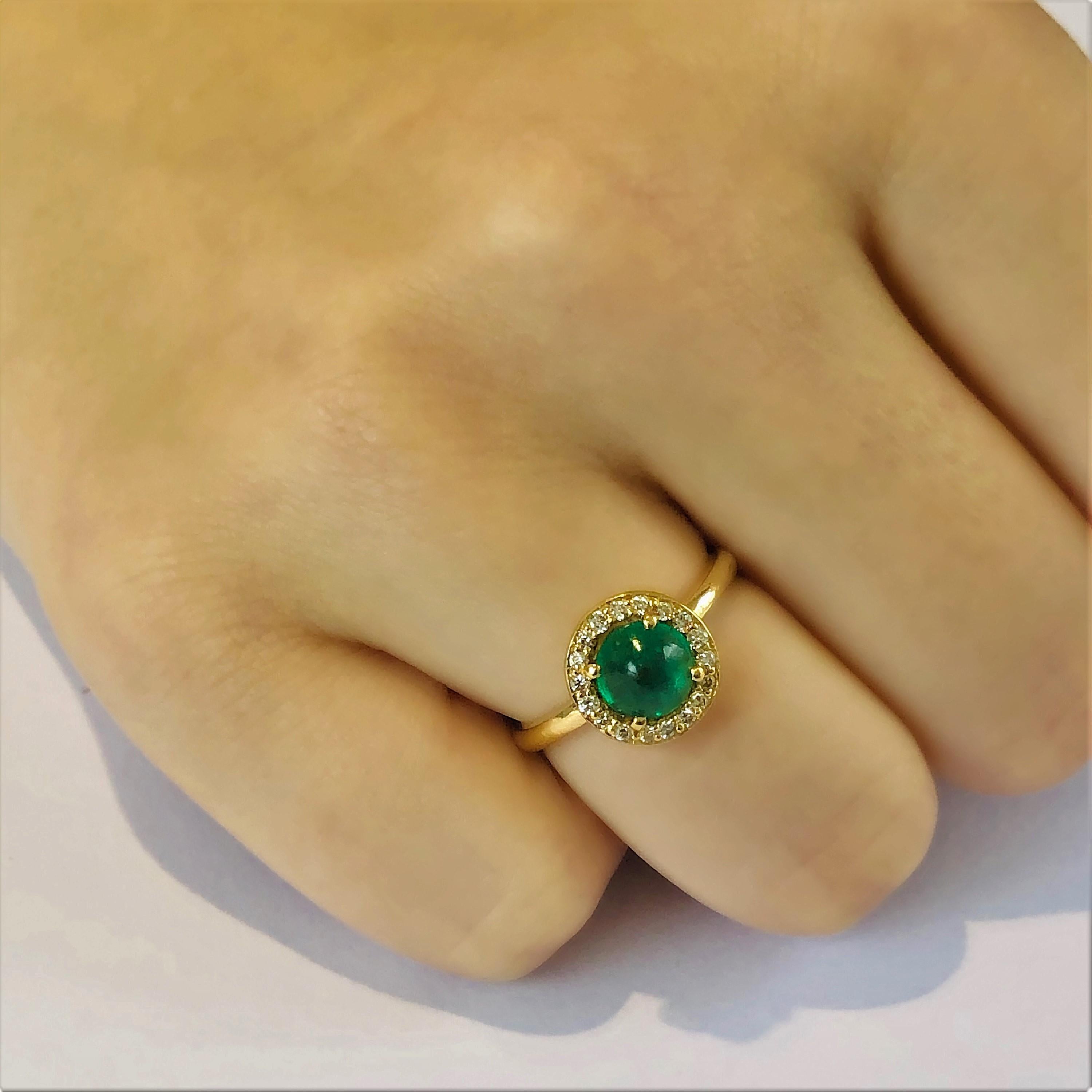Round Cabochon Emerald and Diamond Cocktail Cluster Yellow Gold Ring 1