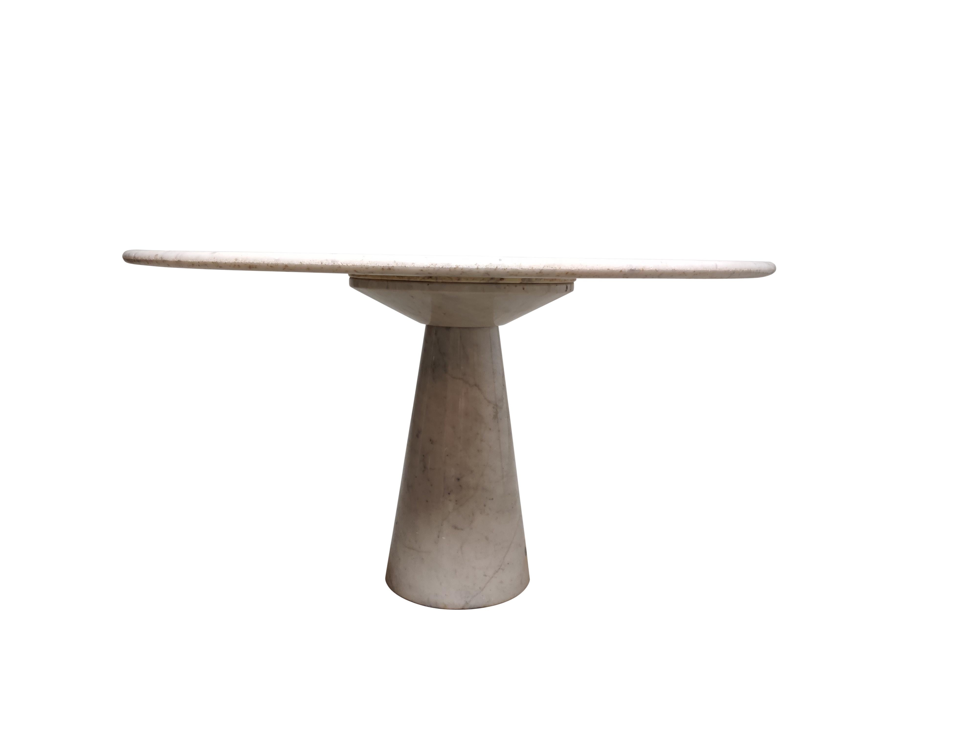 Mid-Century Modern Round carrara marble dining table by Angelo Mangiarotti, 1970s