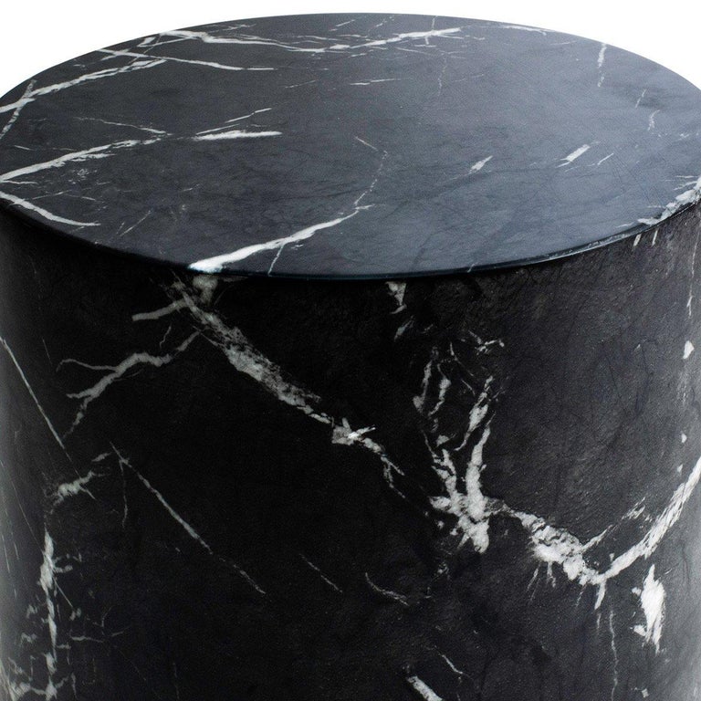 Round Carrera Marble Side Table in Black For Sale at 1stdibs