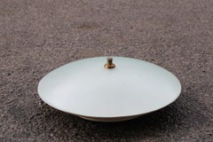 Plafonnier rond en métal laqué et verre incurvé Stilnovo Design, milieu du siècle dernier