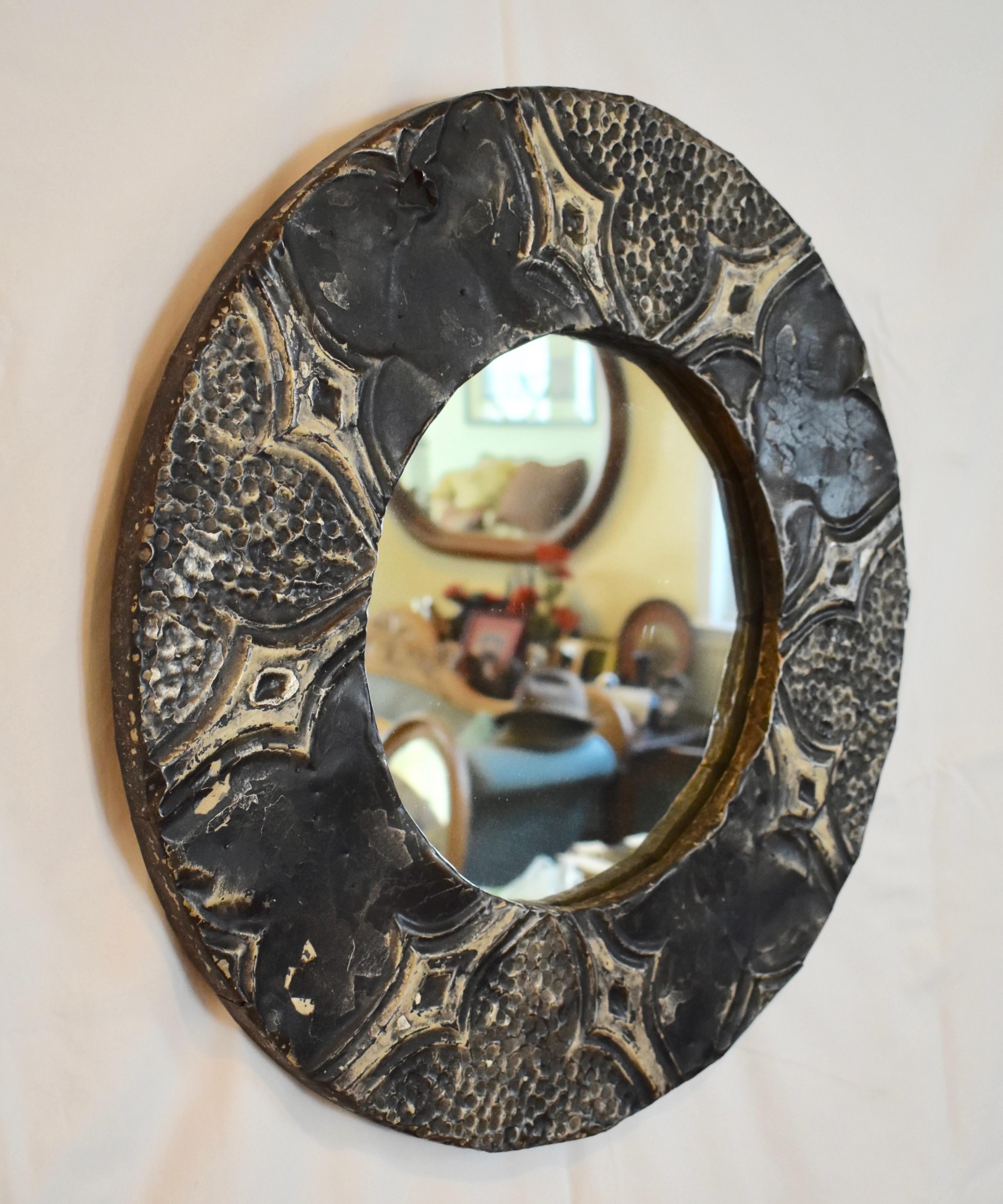 Round Ceiling Tin-Framed Wall Mirror In Good Condition In Baltimore, MD