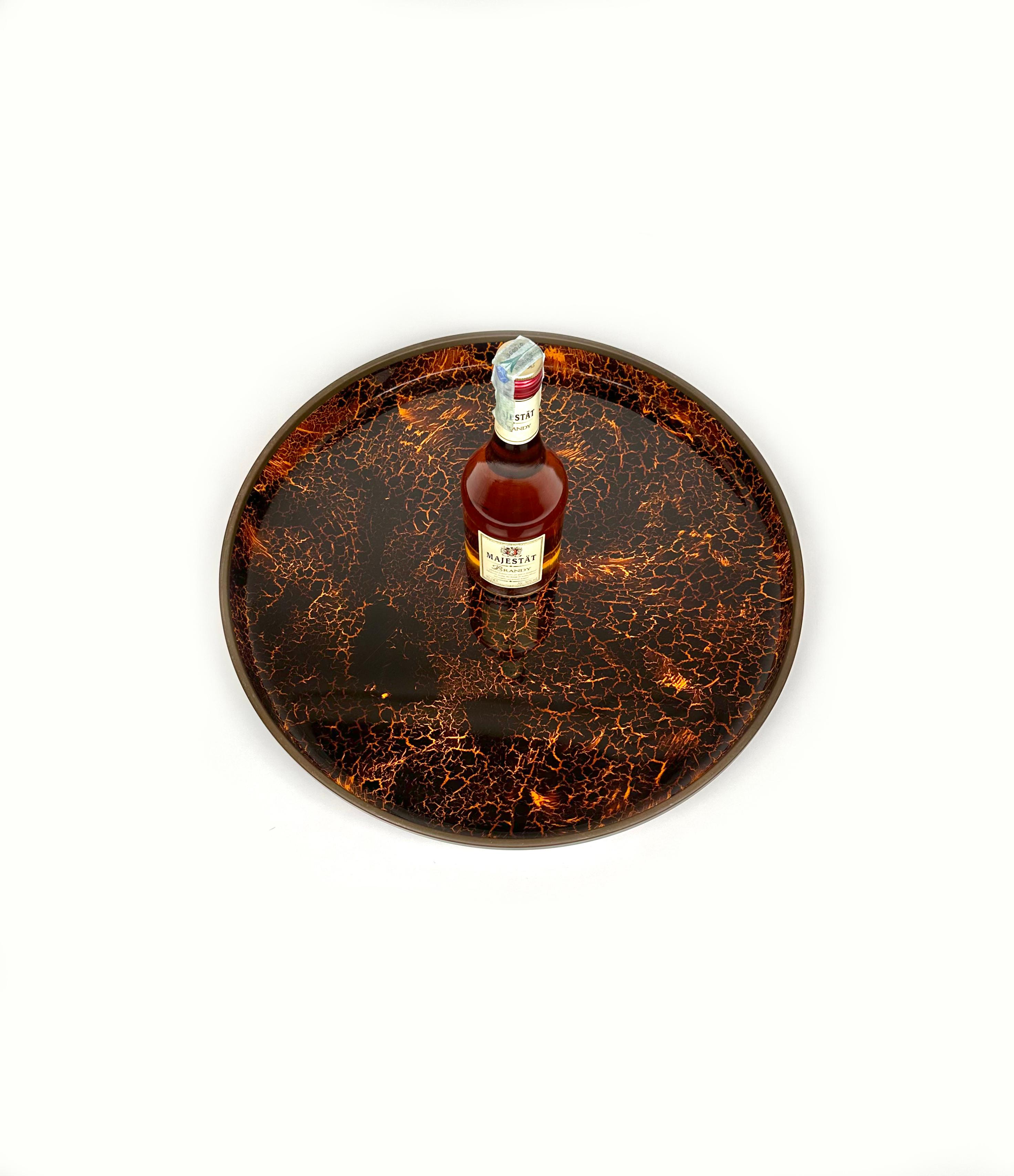 Metal Round Centerpiece Serving Tray Lucite Faux Tortoiseshell and Brass, Italy 1970s For Sale