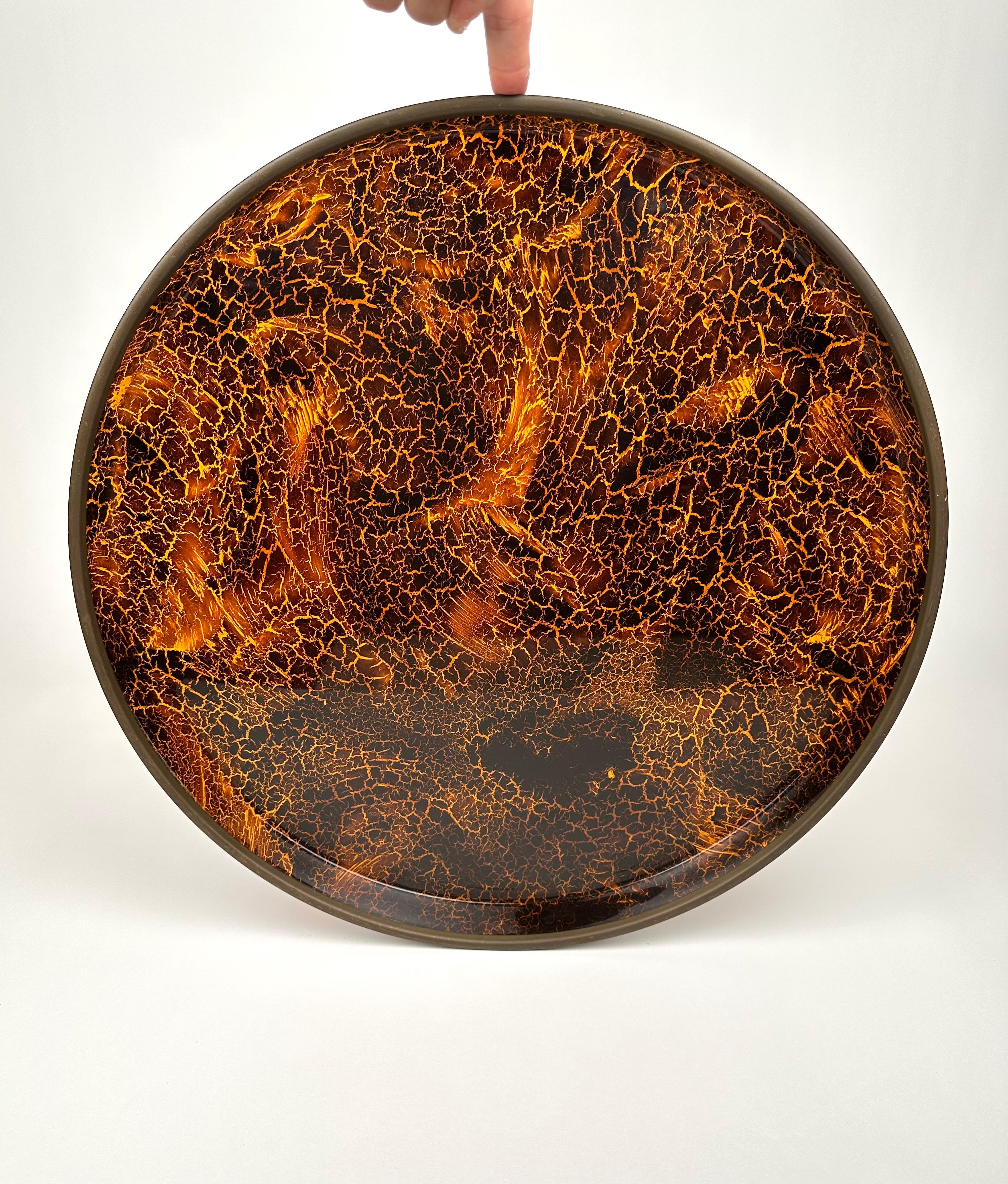 Round Centerpiece Serving Tray Lucite Faux Tortoiseshell and Brass, Italy 1970s For Sale 1