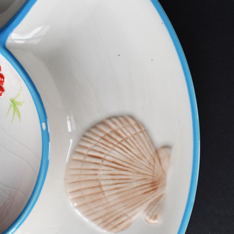 Américain Plat de service rond en céramique pour crudités Lobster Motif Beachside en vente