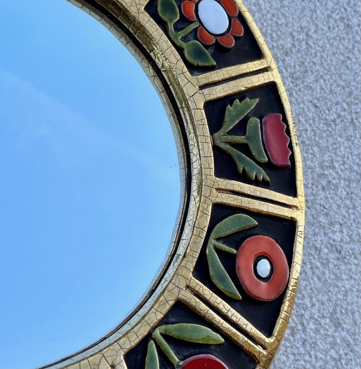 French Round ceramic mirror by Mithé Espelt, circa 1960 For Sale