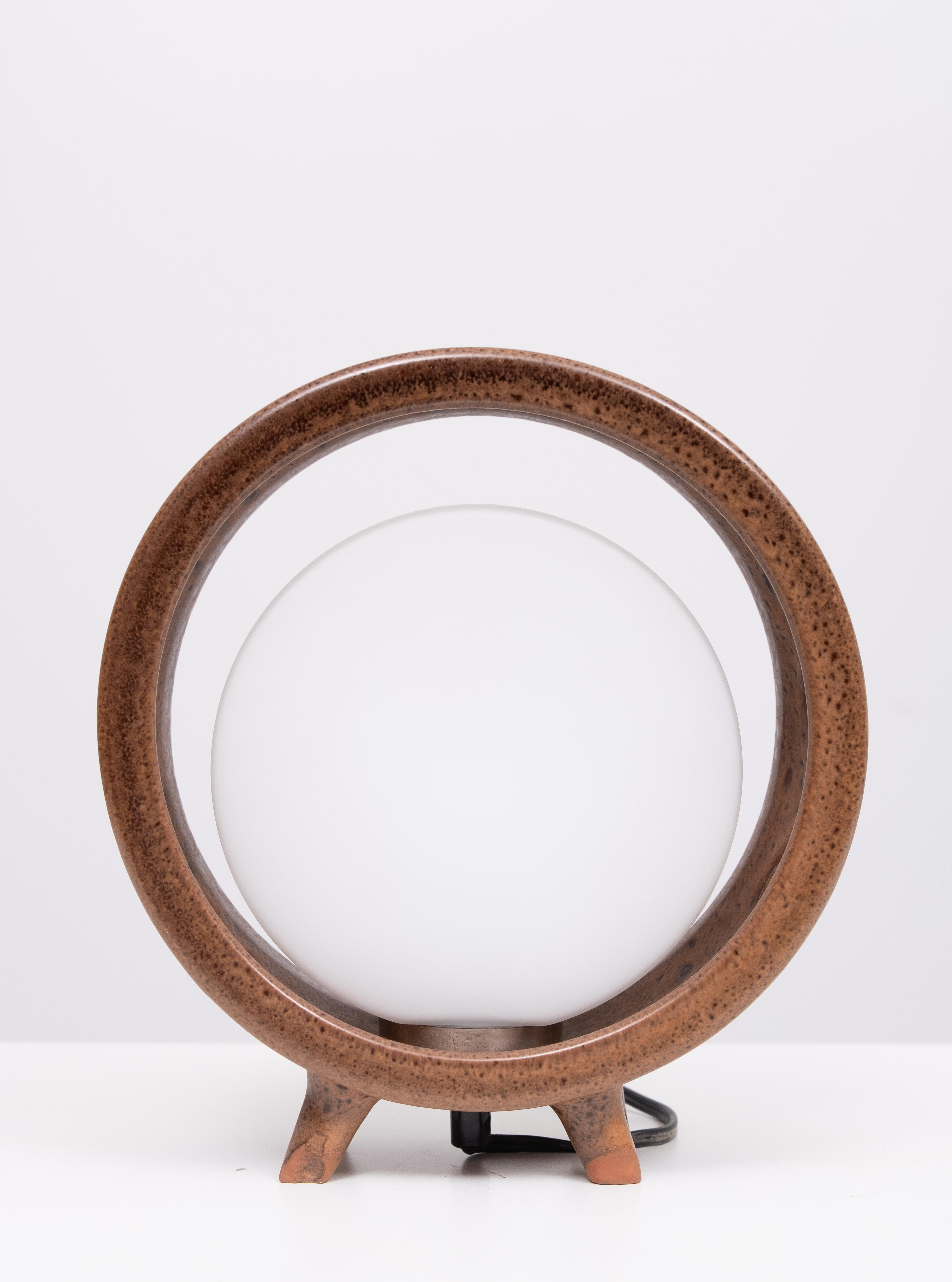 Lampe de table ronde en céramique, Allemagne, années 1960 Bon état - En vente à Den Haag, NL