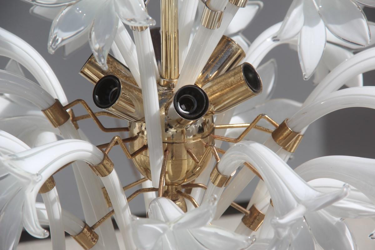 Late 20th Century Round Chandelier Murano Glass Flowers White Gold Brass Italian Design, 1970
