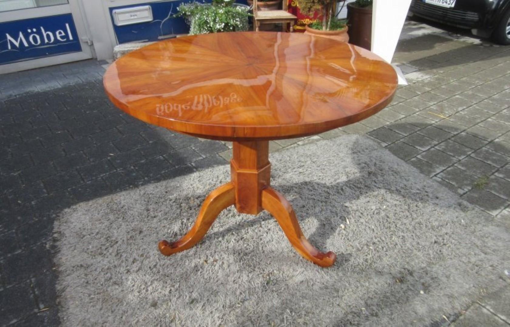 Veneer Round Cherrywood Table from the Biedermeier Era