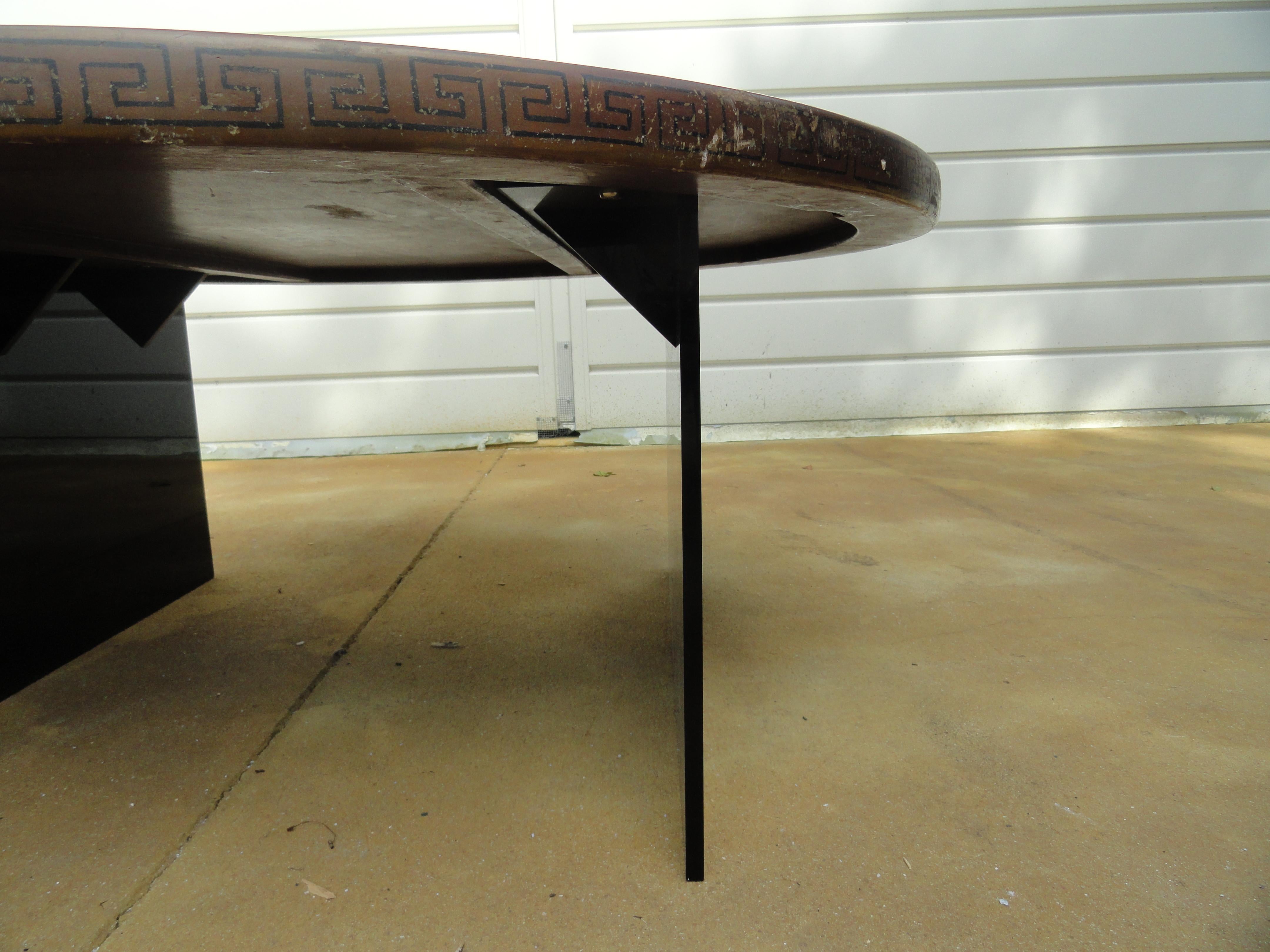 Round Chinese Painted Table For Sale 2