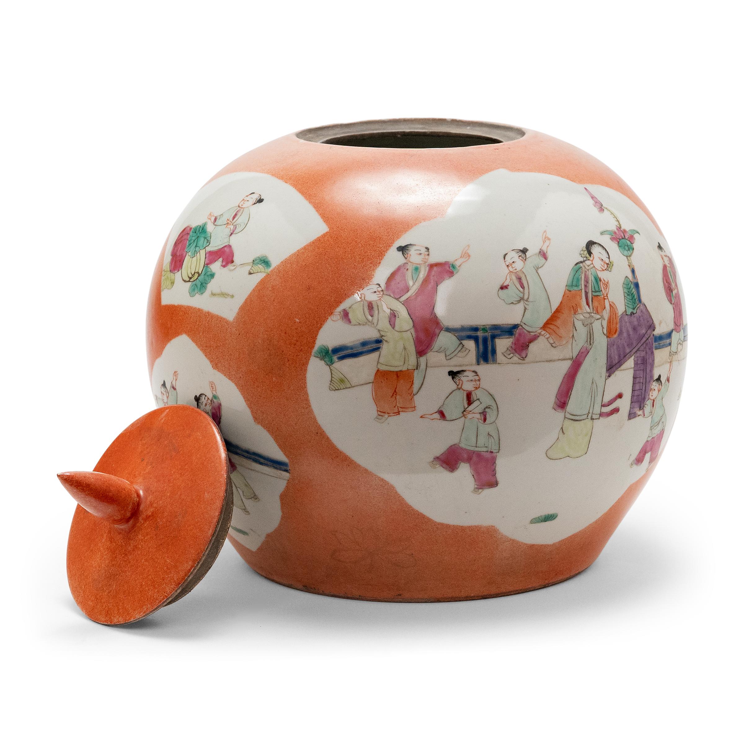 Round Chinese Persimmon Orange Jar, c. 1900 In Good Condition In Chicago, IL