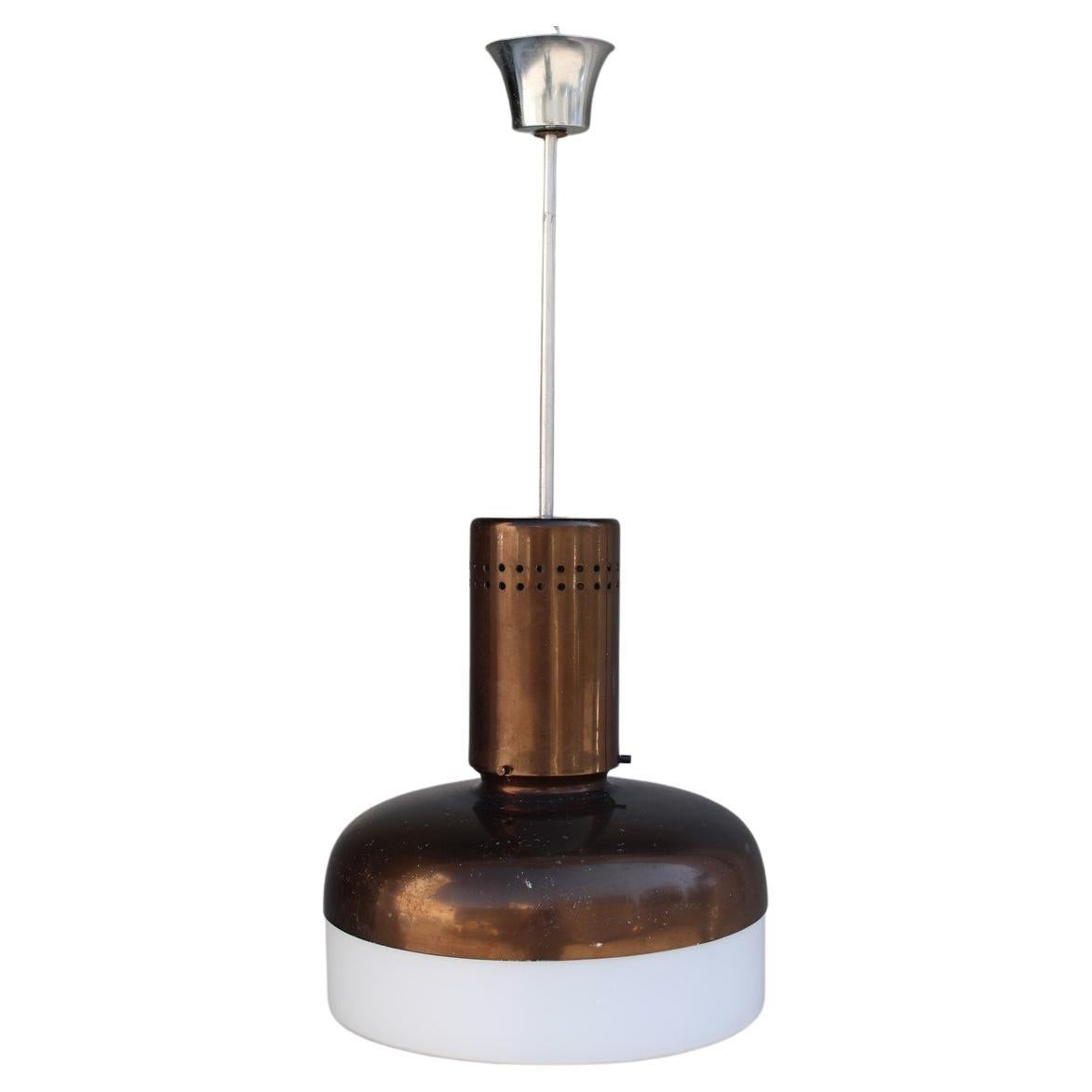 Chndelier rotondo in stile Arteluce di design italiano del Medioevo, anni '50 in vendita