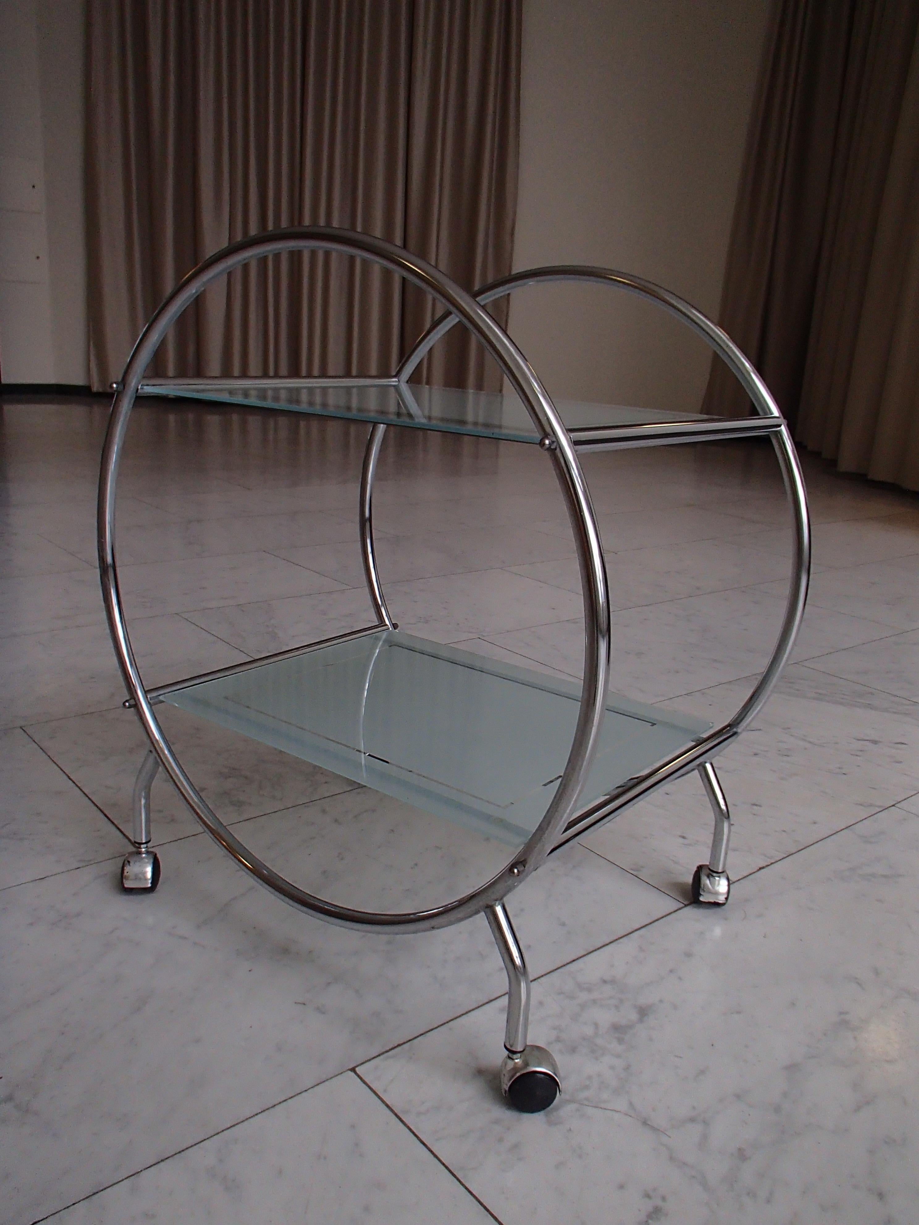 Round Chrome Art Deco Bar Cart Trolley with 2 Glass Shelves For Sale 2