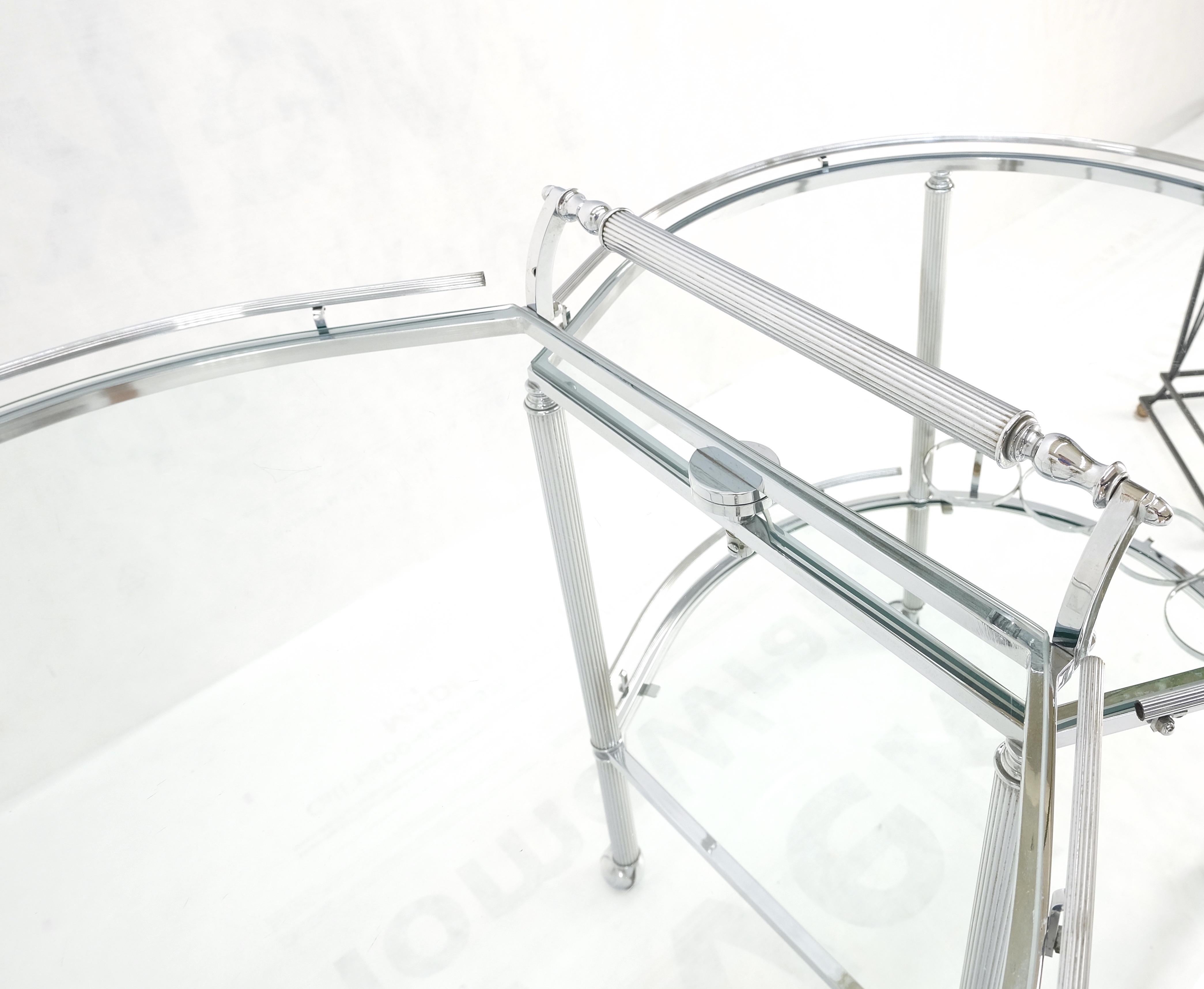 Round Chrome Mid-Century Modern Bauhaus Glass Top Serving Cart on Wheels Mint! For Sale 4