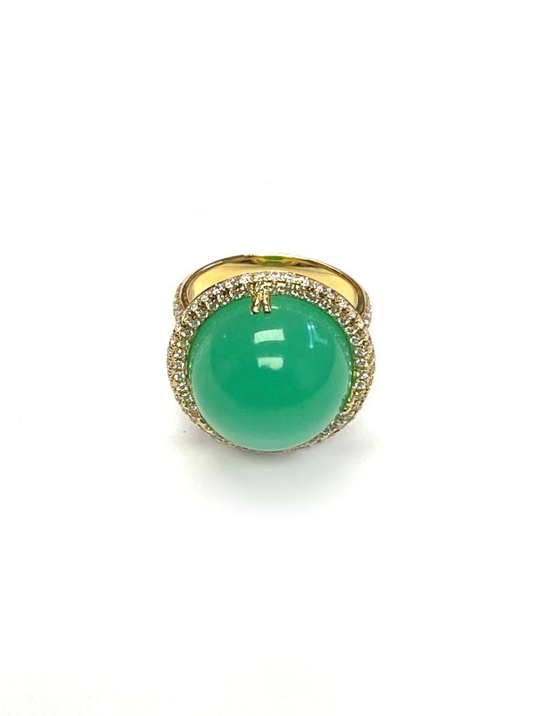 Runder Chrysopras- und Diamantring vonshwara im Zustand „Neu“ in New York, NY